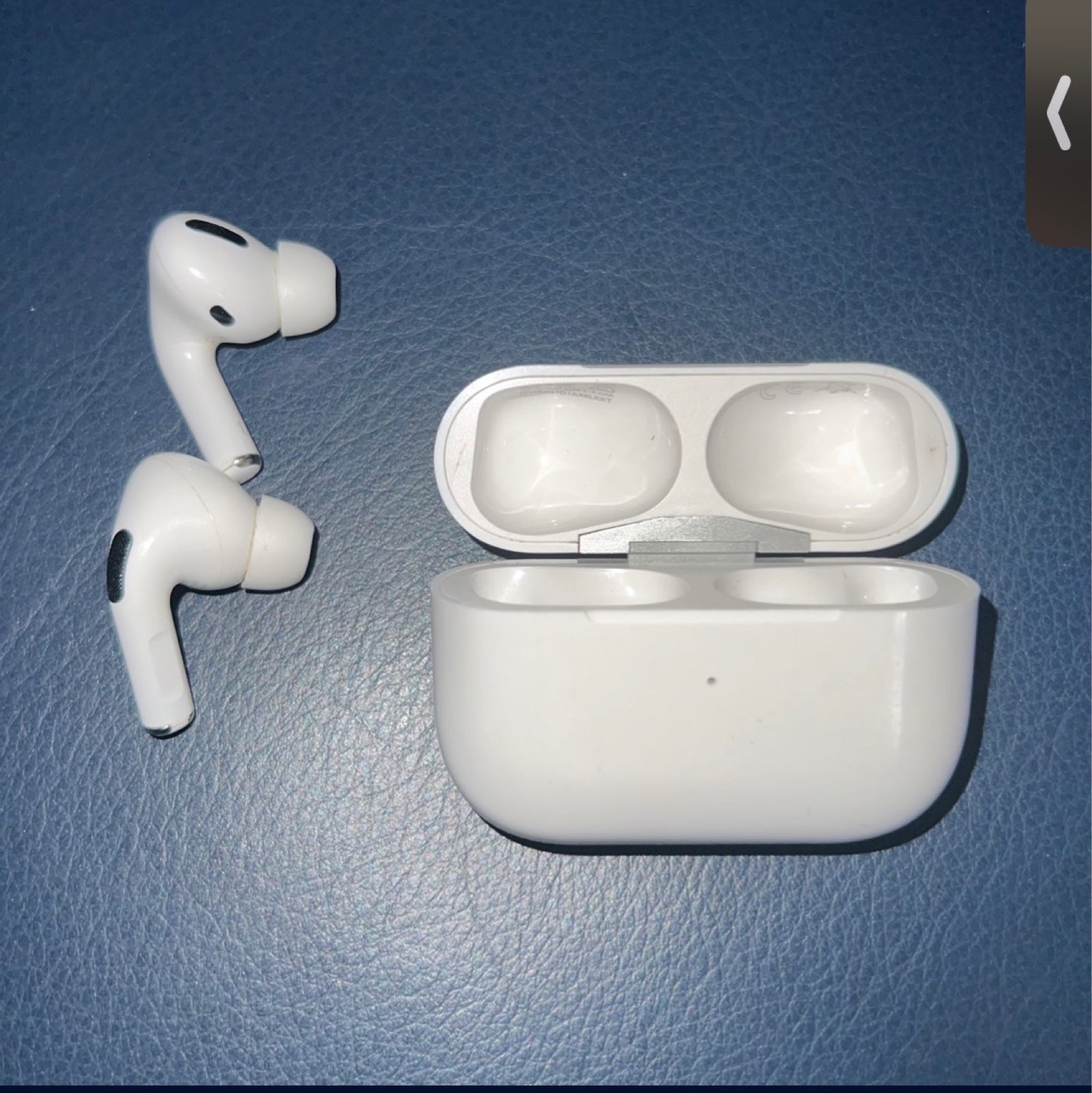 Apple AirPods