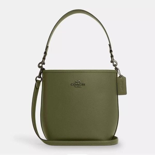 NWT Coach Leather City Bucket Bag
