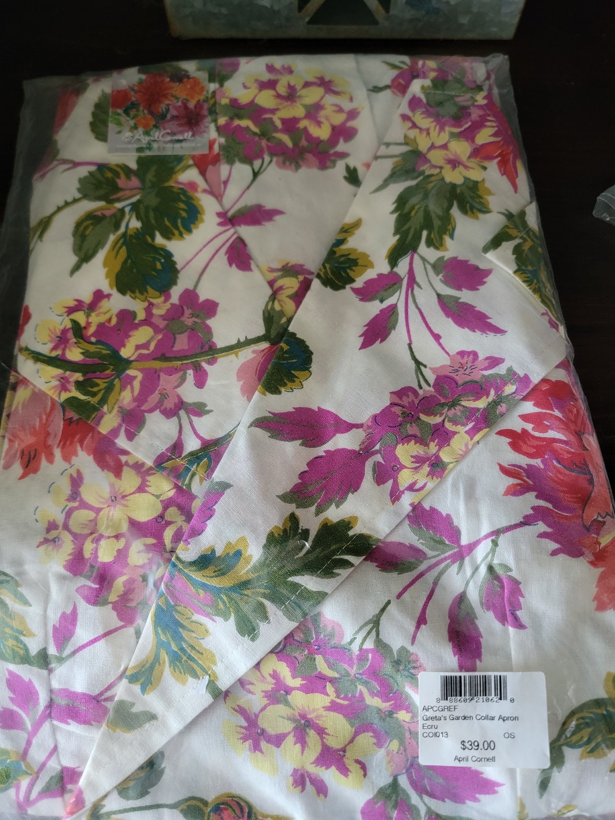 april cornell gretas garden collar apron
