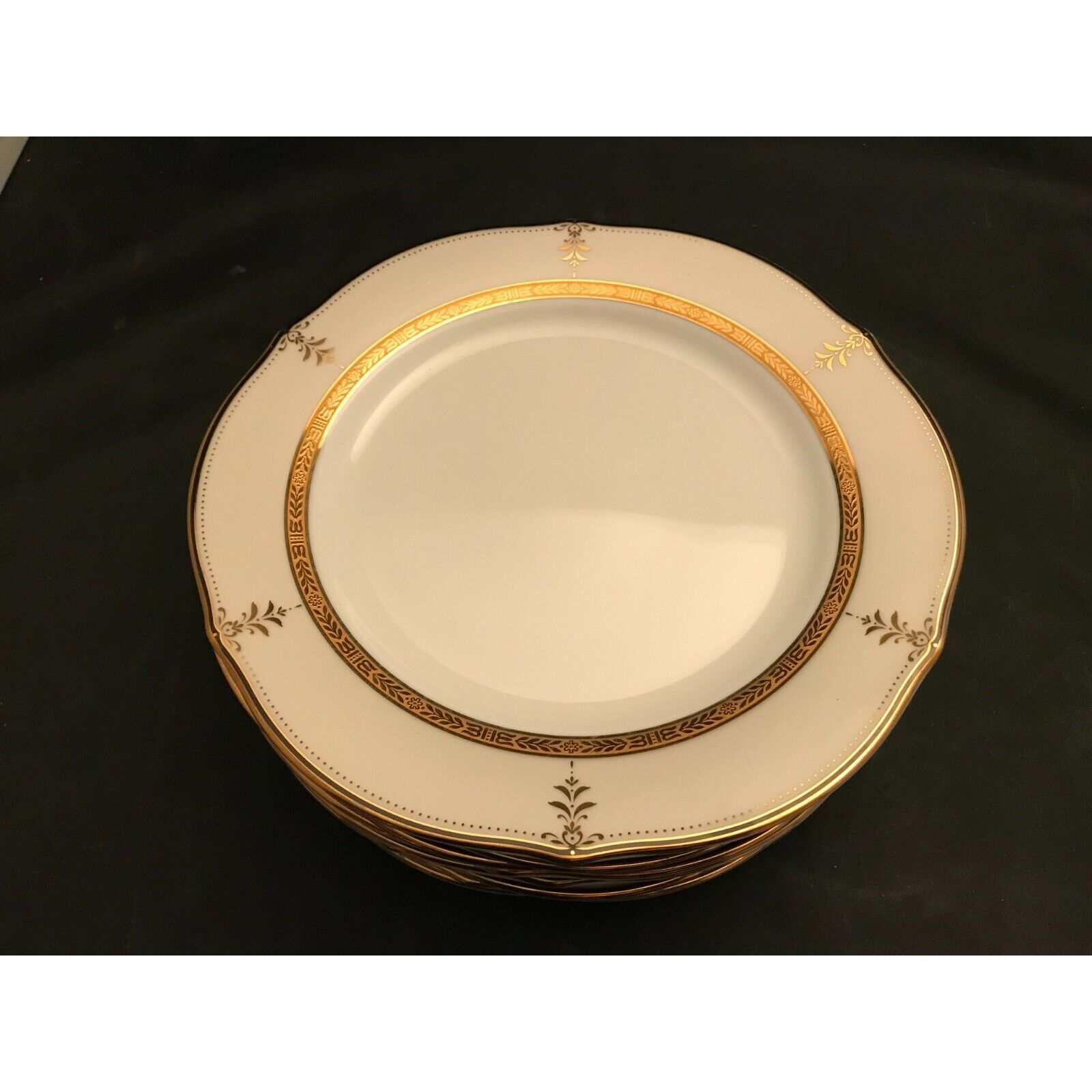 Noritake Buckingham Gold Plates 9 (set of 8)