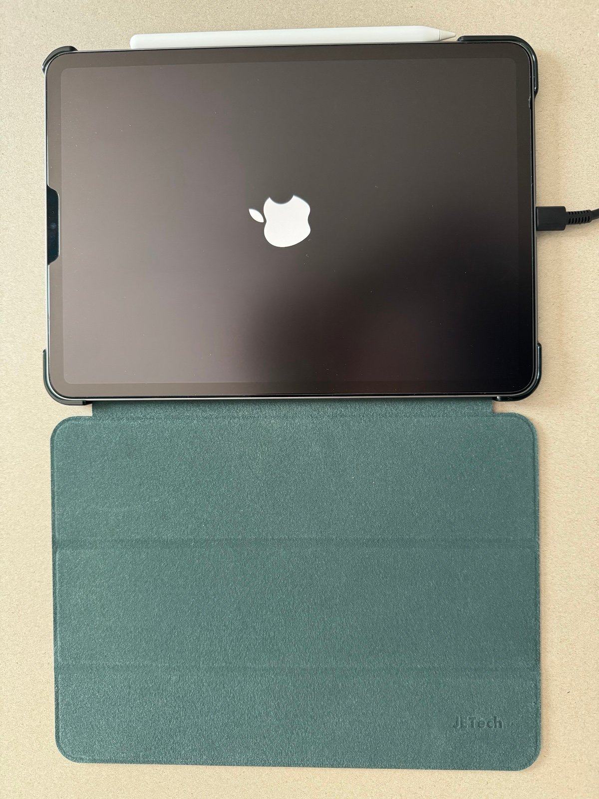 Apple iPad Pro 3rd gen 11” with pencil 512gb