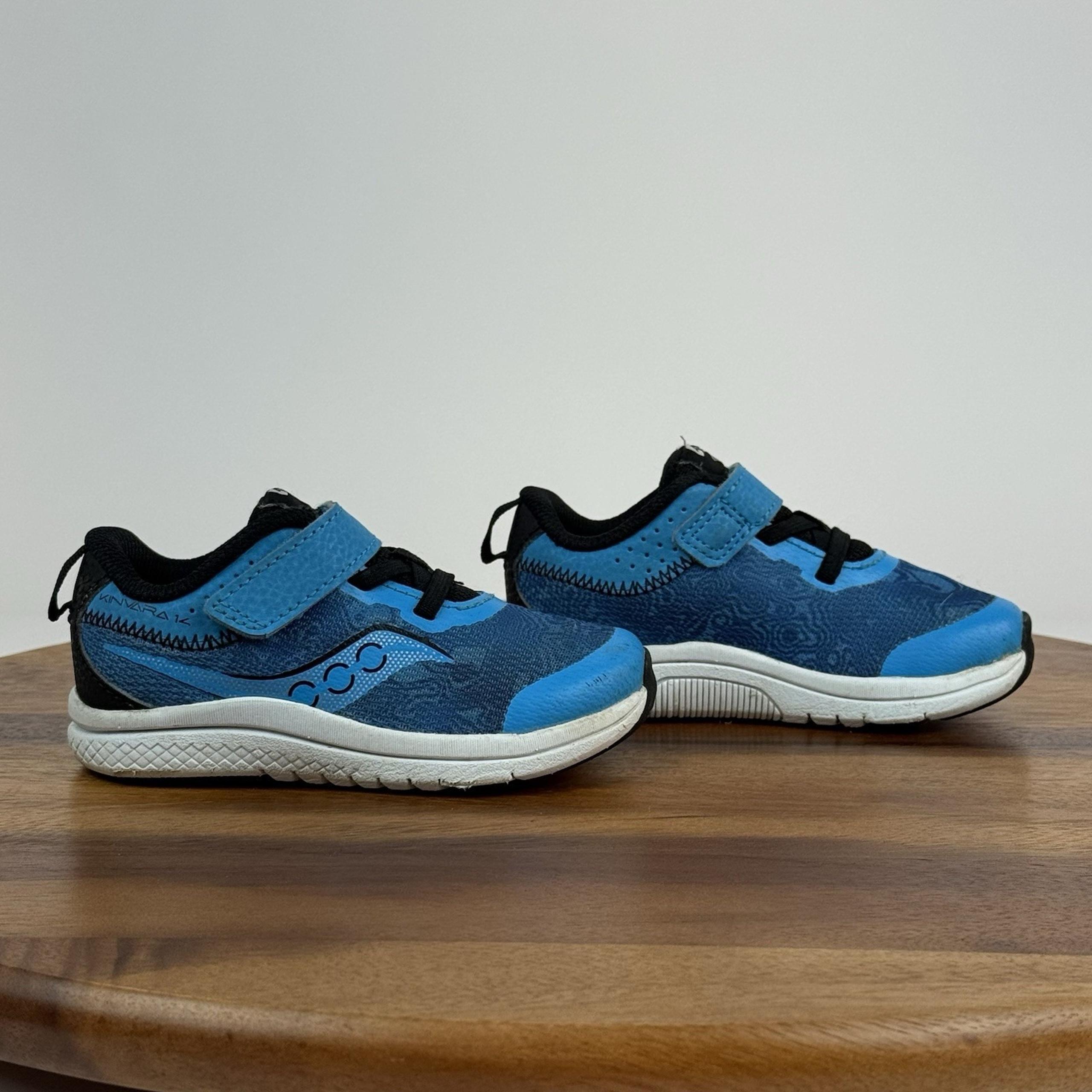 Little Kids Saucony Kinvara 14 Blue Athletic Running Gym Sneakers Shoes Size 6 C