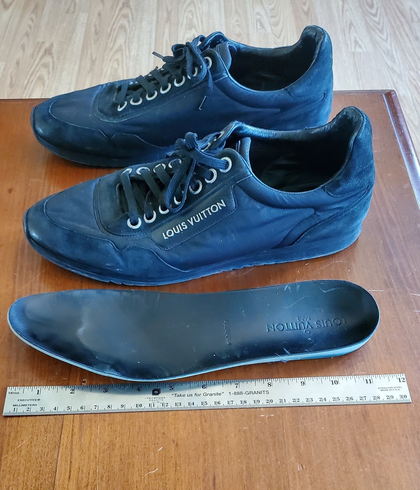 Black Trainer shoes Lewis V