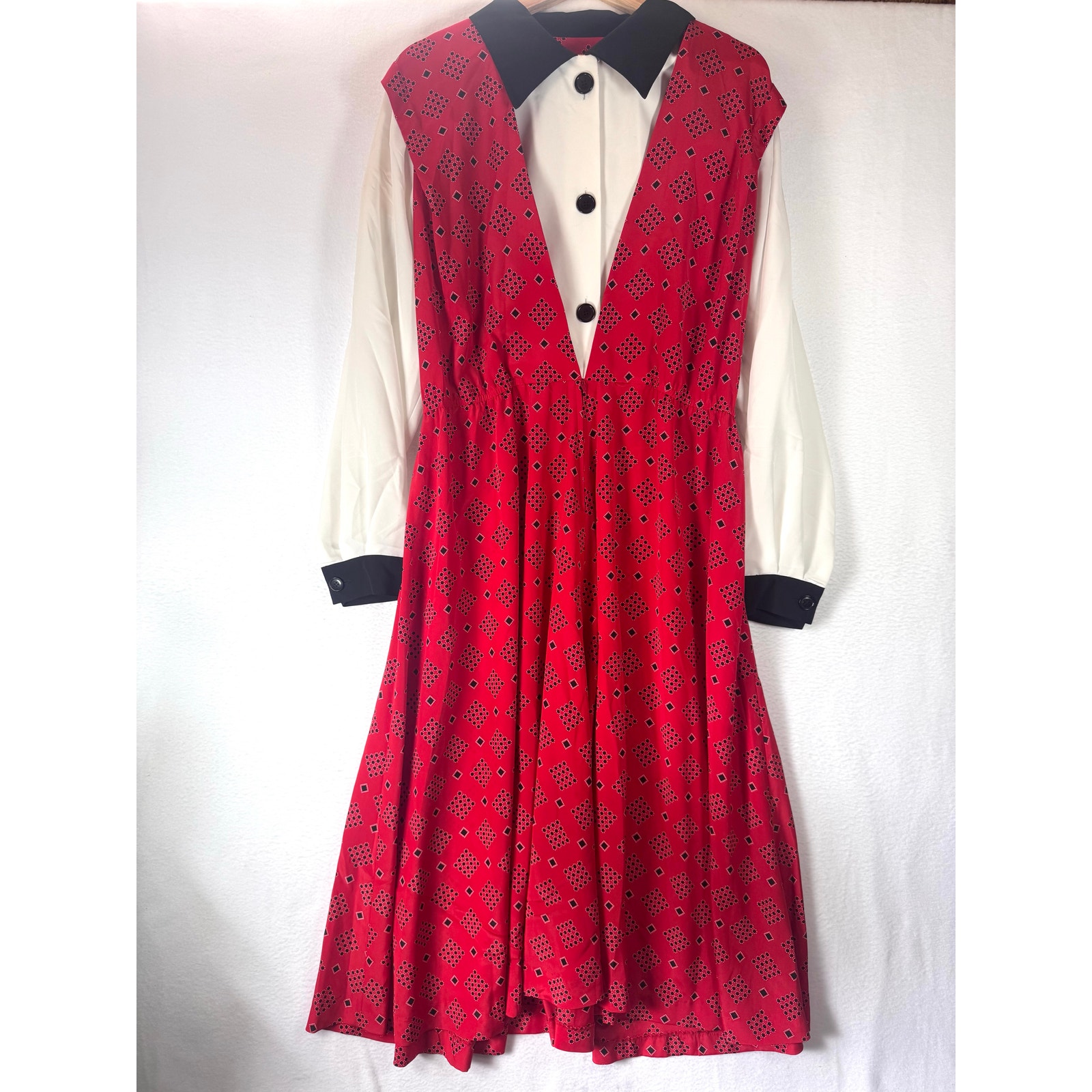Vintage Leslie Fay Women’s Red Long Sleeve Maxi Dress Geometric Stranger Things