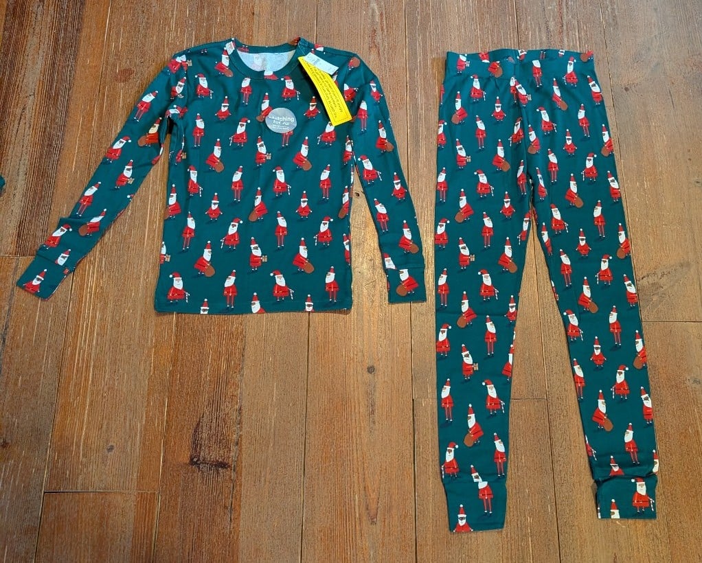 NWT gap kids Santa Christmas jammies size 12