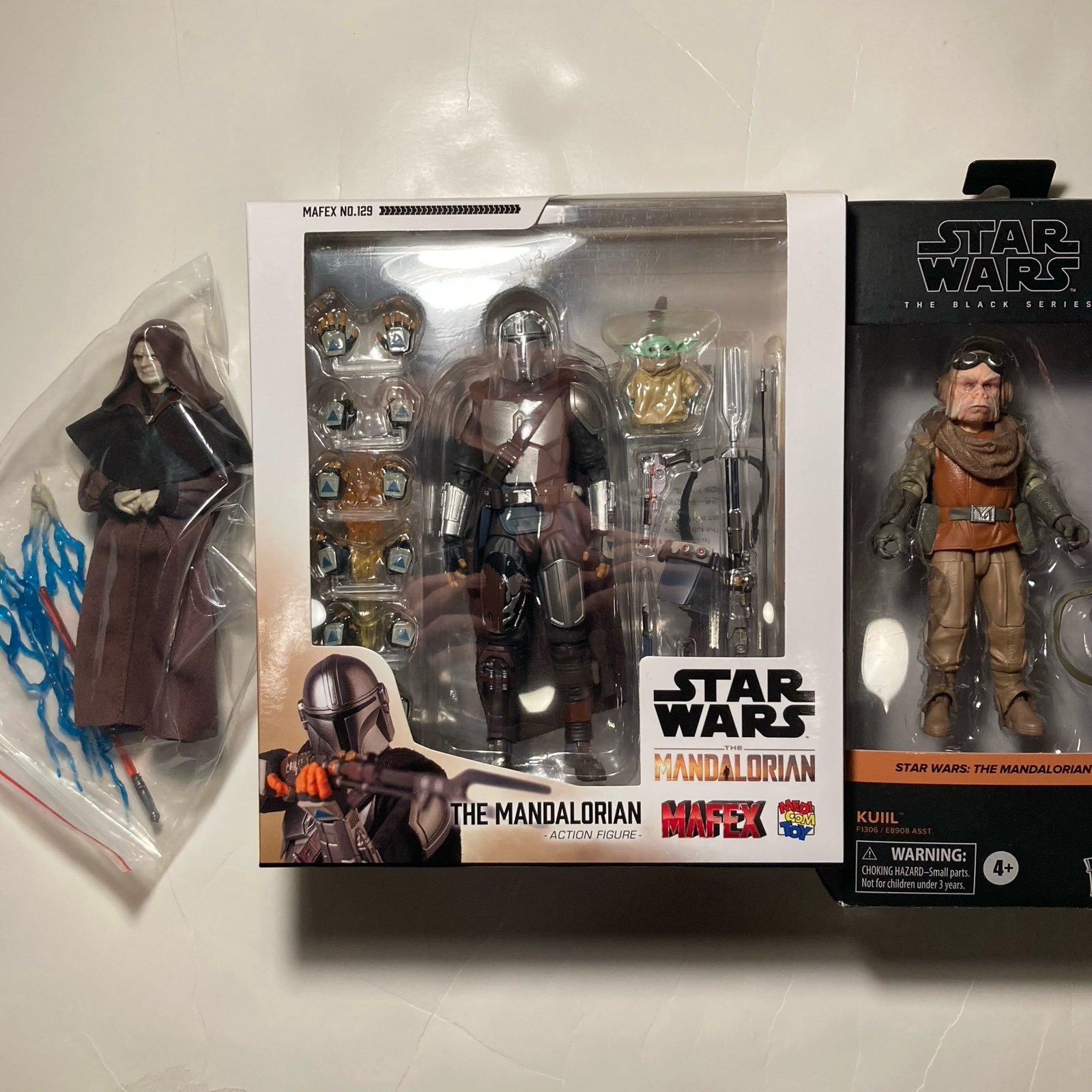 MAFEX Mandalorian Version 1 Lot With Black Series Kuill and Darth Sidious