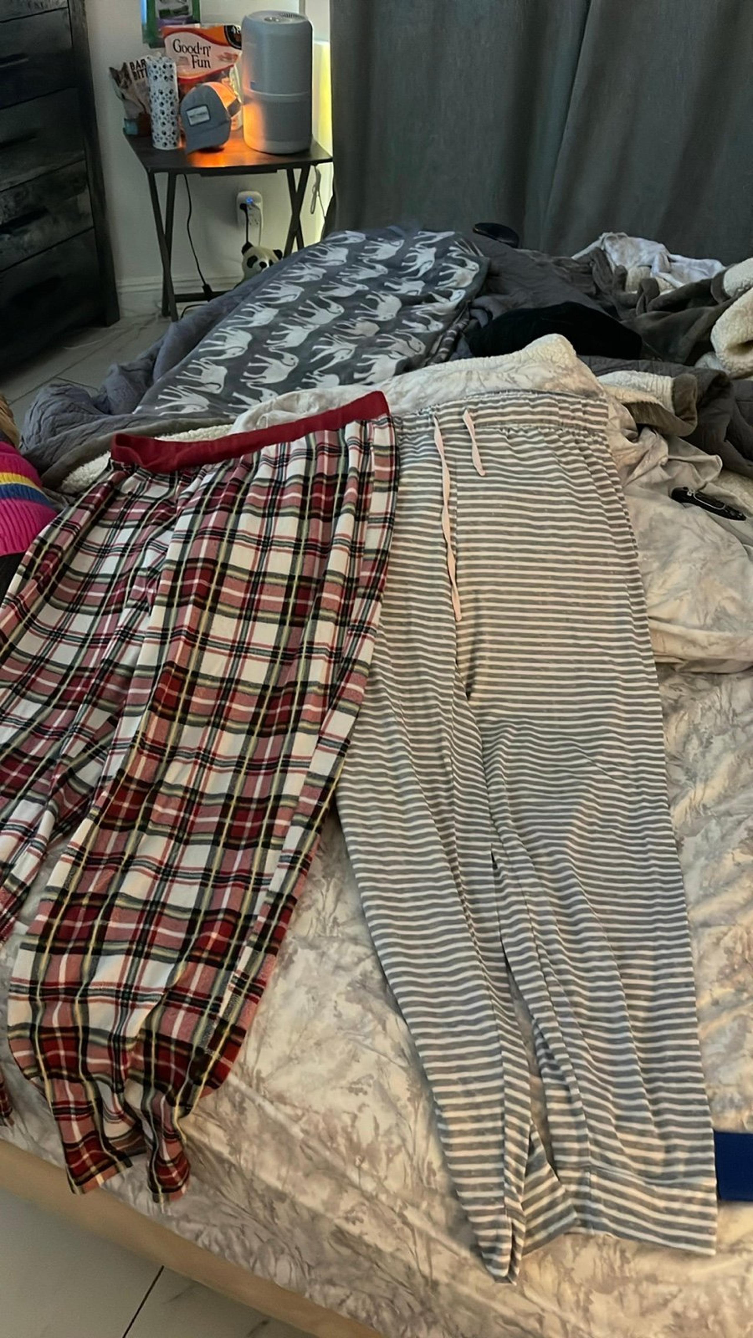 Rae Dunn pijama Pants