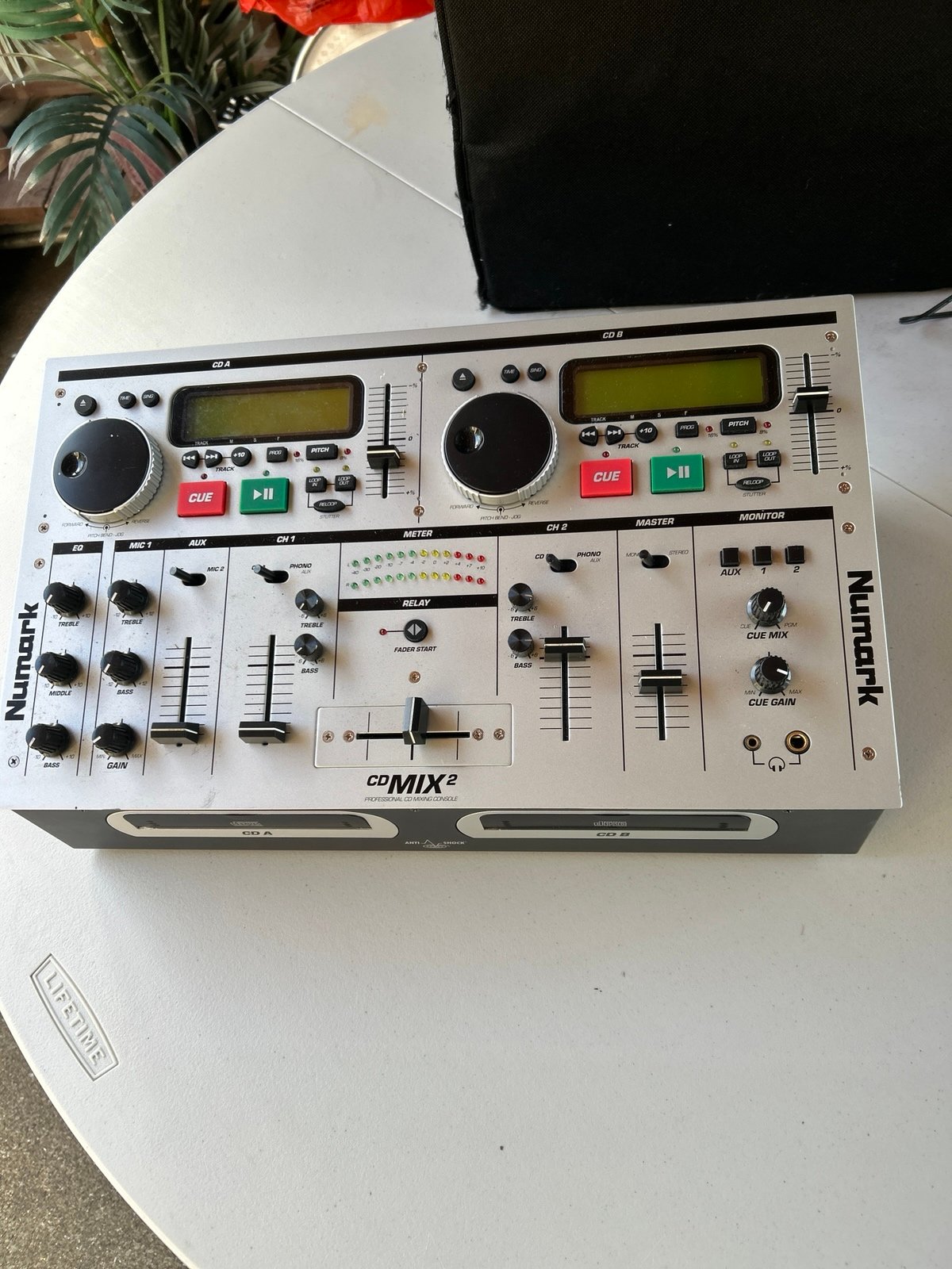 Numark CDMIX-2 Professional DJ Mixer Dual CD Player & Audio Controller .