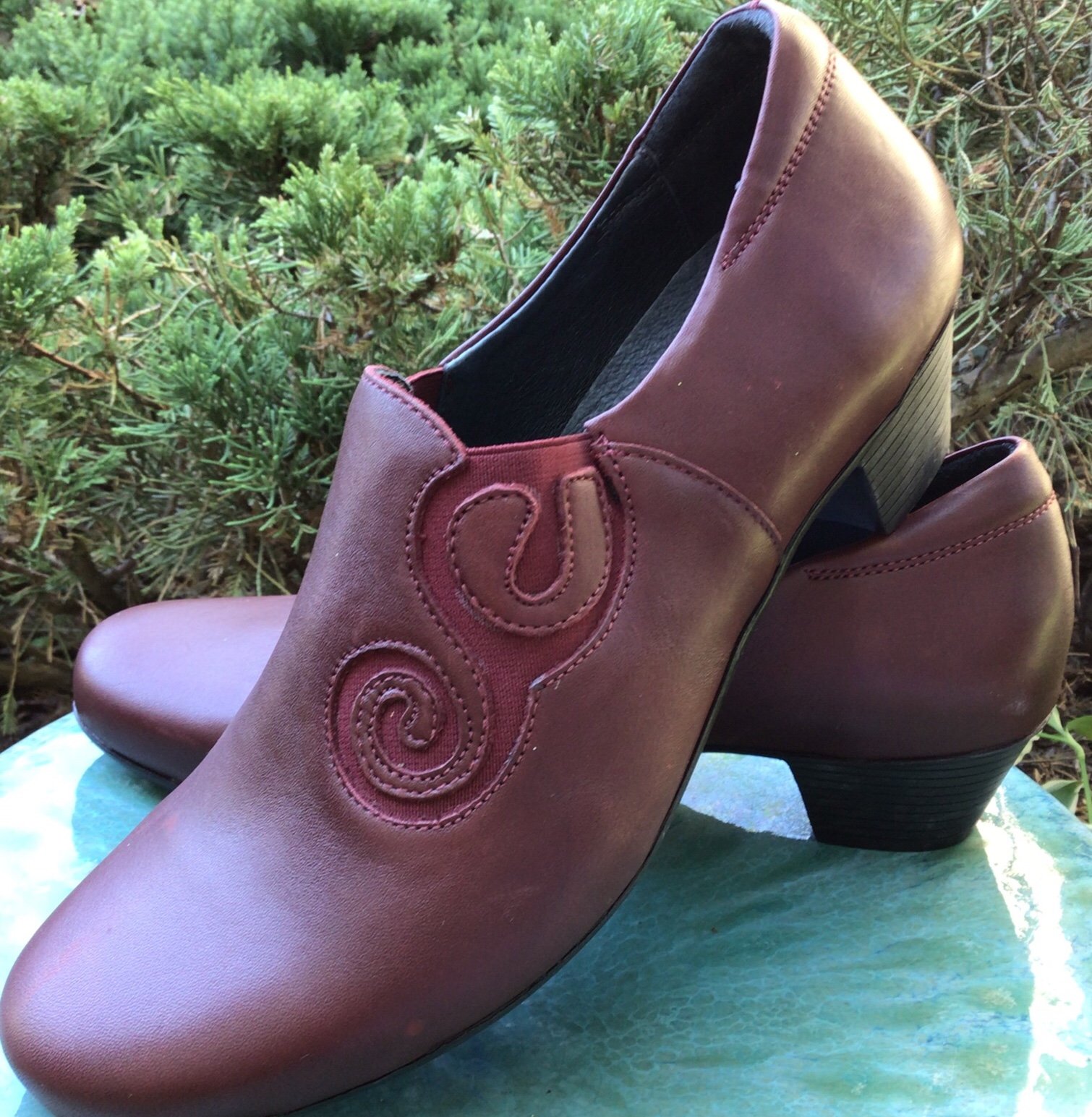 Spring Step (38) WOMEN’S Leather Manila Style Clog slip-on, Imported NWT