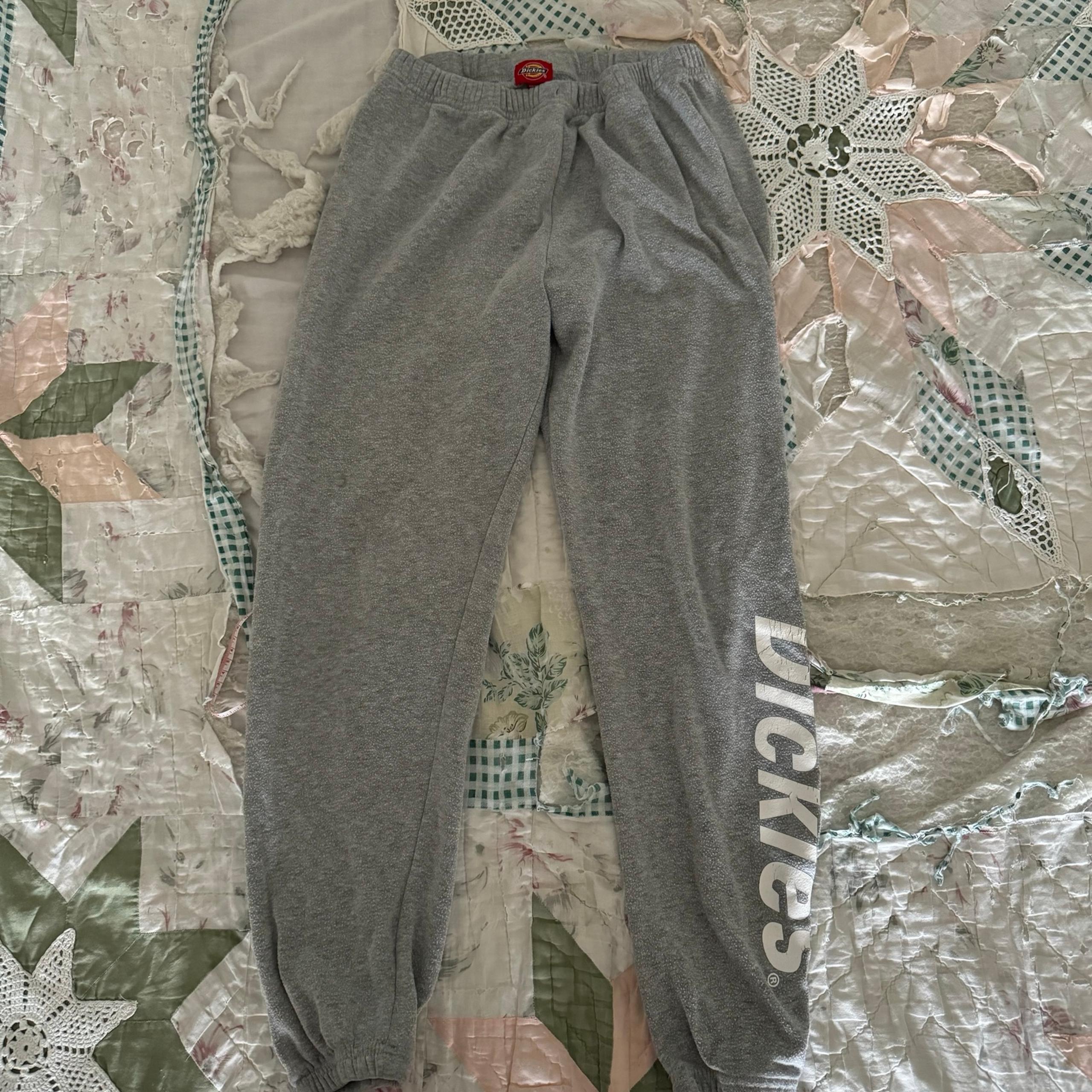Dickies women’s sweatpants