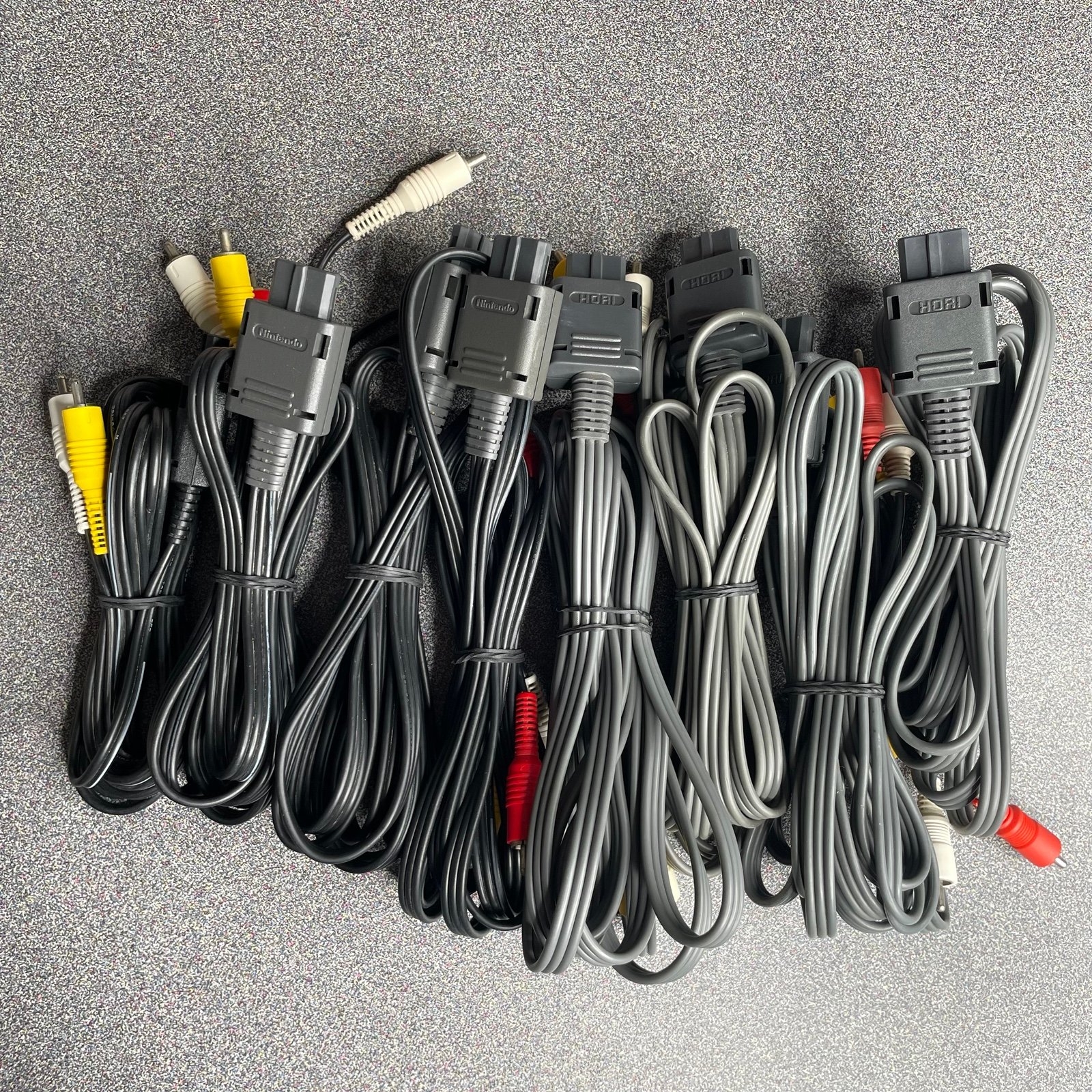8 HORI & Nintendo OEM AV Cables Nintendo 64 GameCube Super Nintendo N64 GC SNES