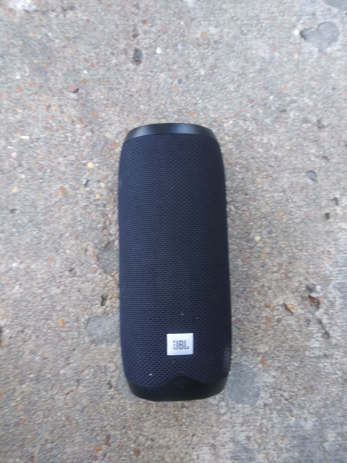 JBL bluetooth speaker