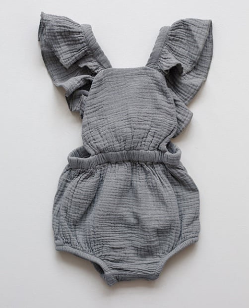 The Simple Folk The Ruffle Romper Lead Grey Kid’s Size 9/10Y