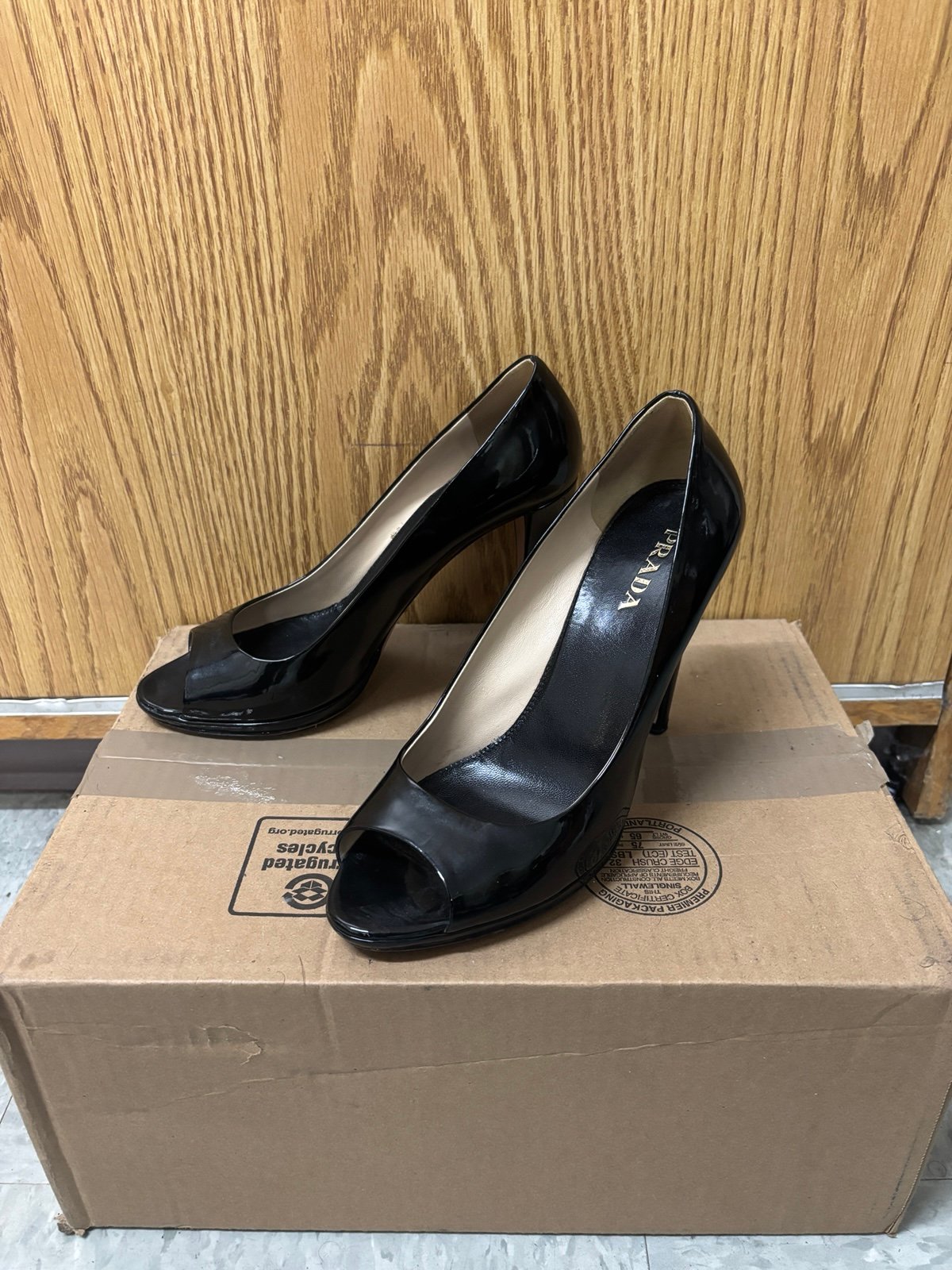 Prada Black Patent Leather Peep Toe Heels Classic High Heel Size 9/ Eu 39.5