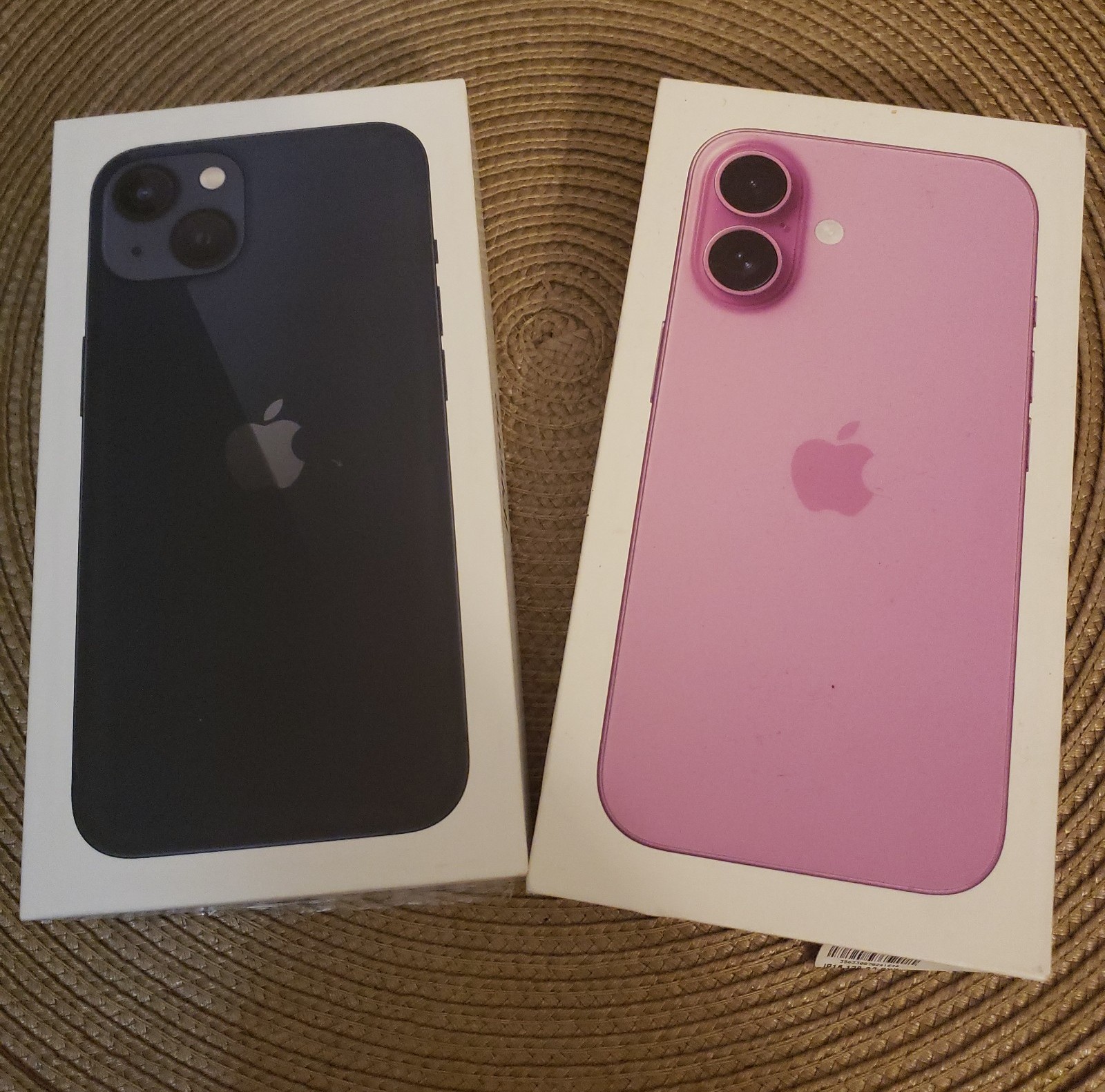 Apple IPhone 16 Pink 128gb & iPhone 13 MDN 128 gb BOXES ONLY