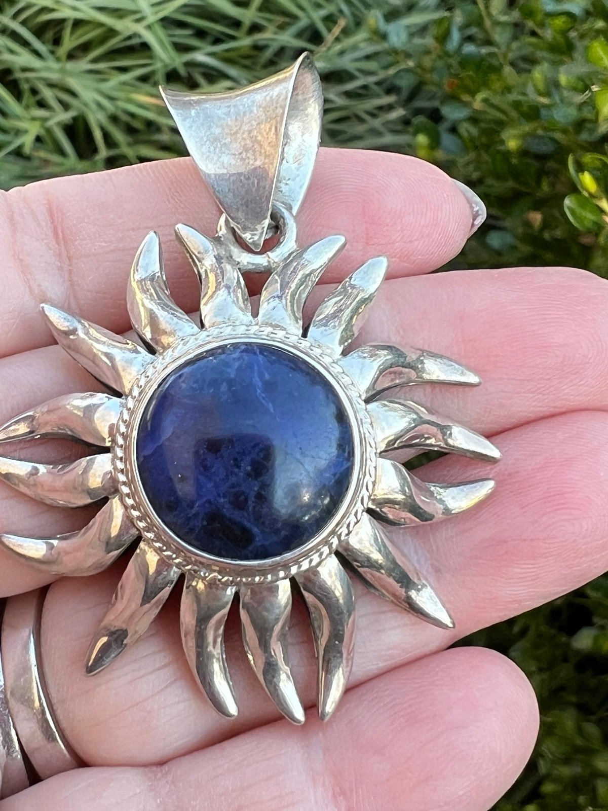 HUGE VINTAGE BLUE LAPIS STERLING SILVER STAR SUN FLOWER PENDANT NECKLACE HEAVY