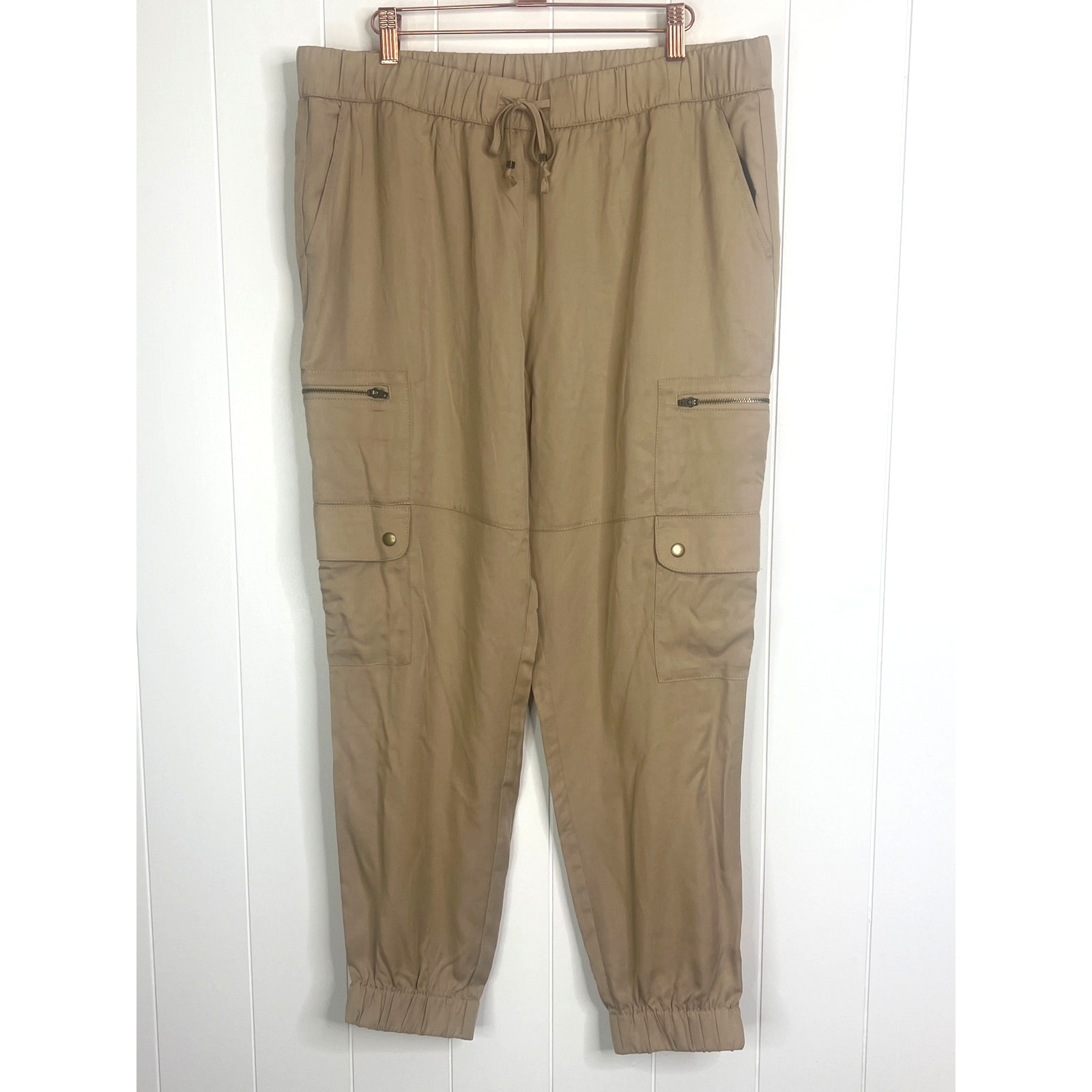 NWT Banana Republic Factory Store Tan Elastic Waist Jogger Size Large