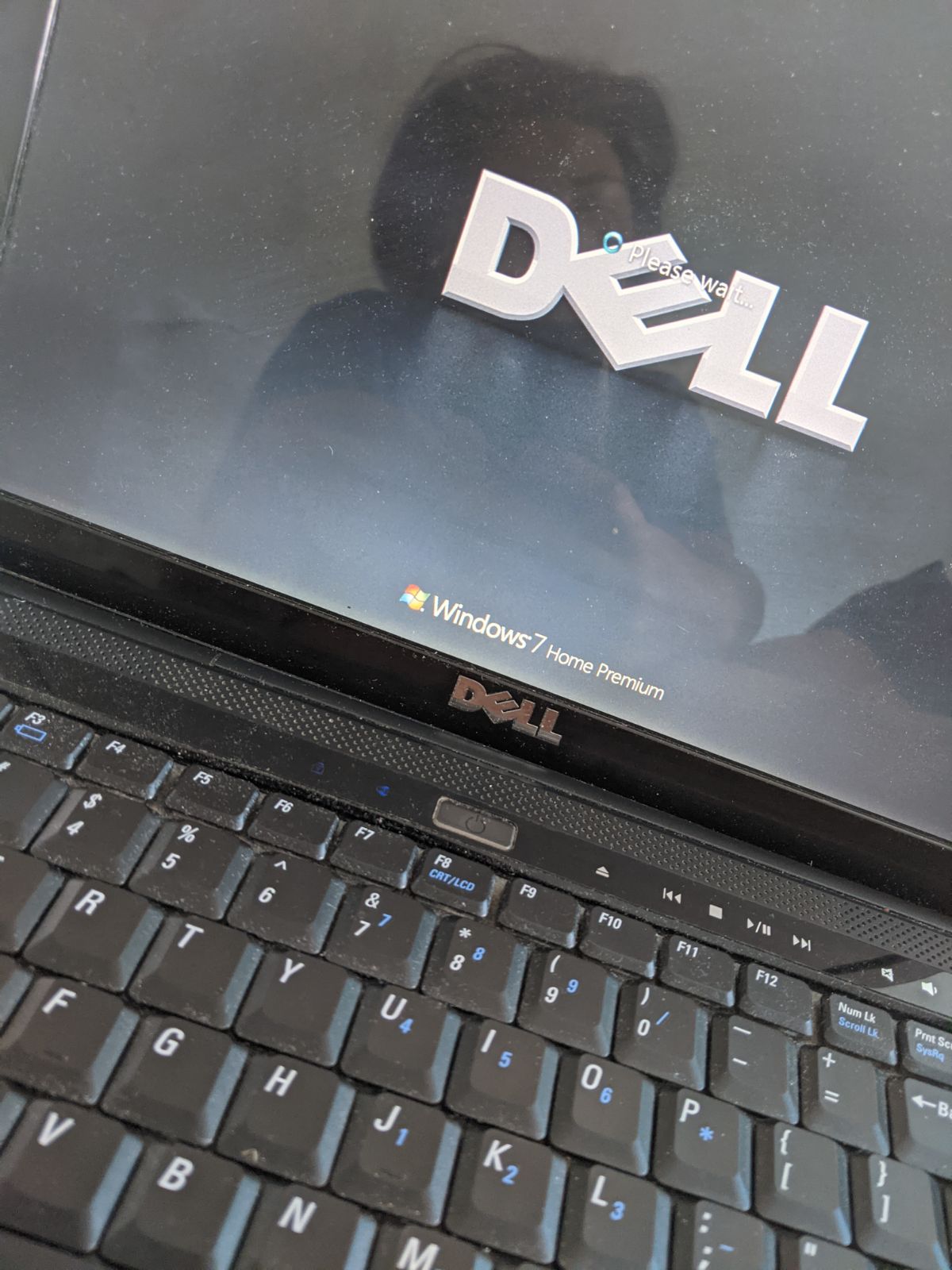 DELL LAPTOP WINDOWS 7