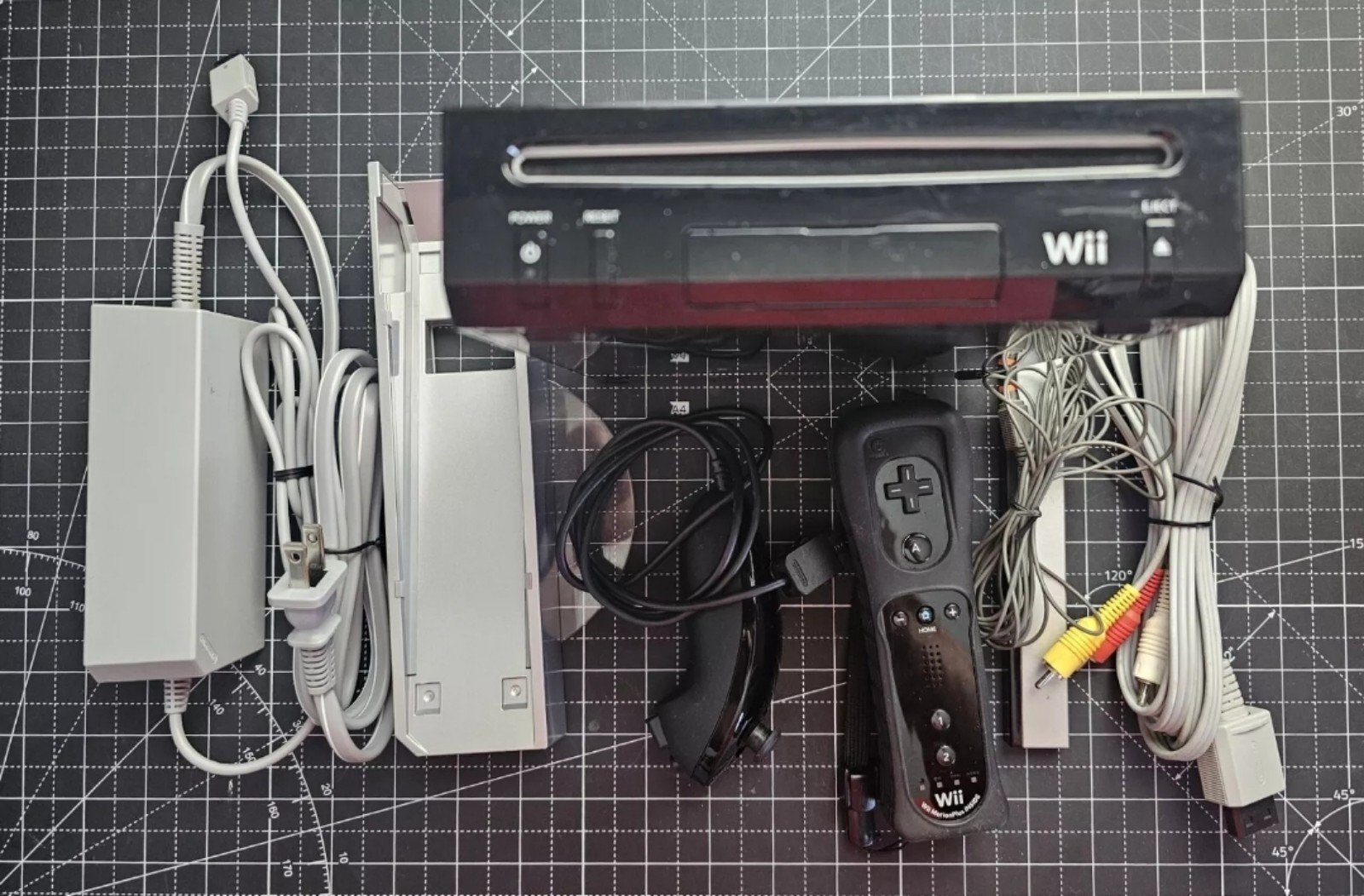 Nintendo Wii System Black Complete