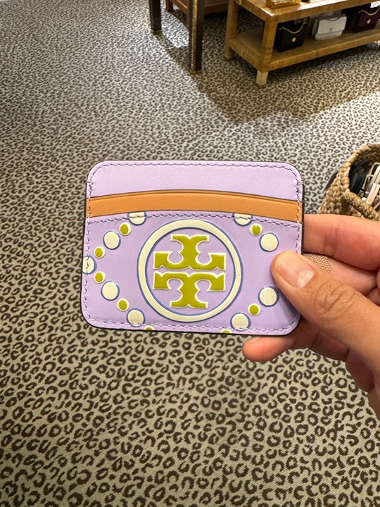NWT Tory Burch 137133 EMBOSSED CARD CASE