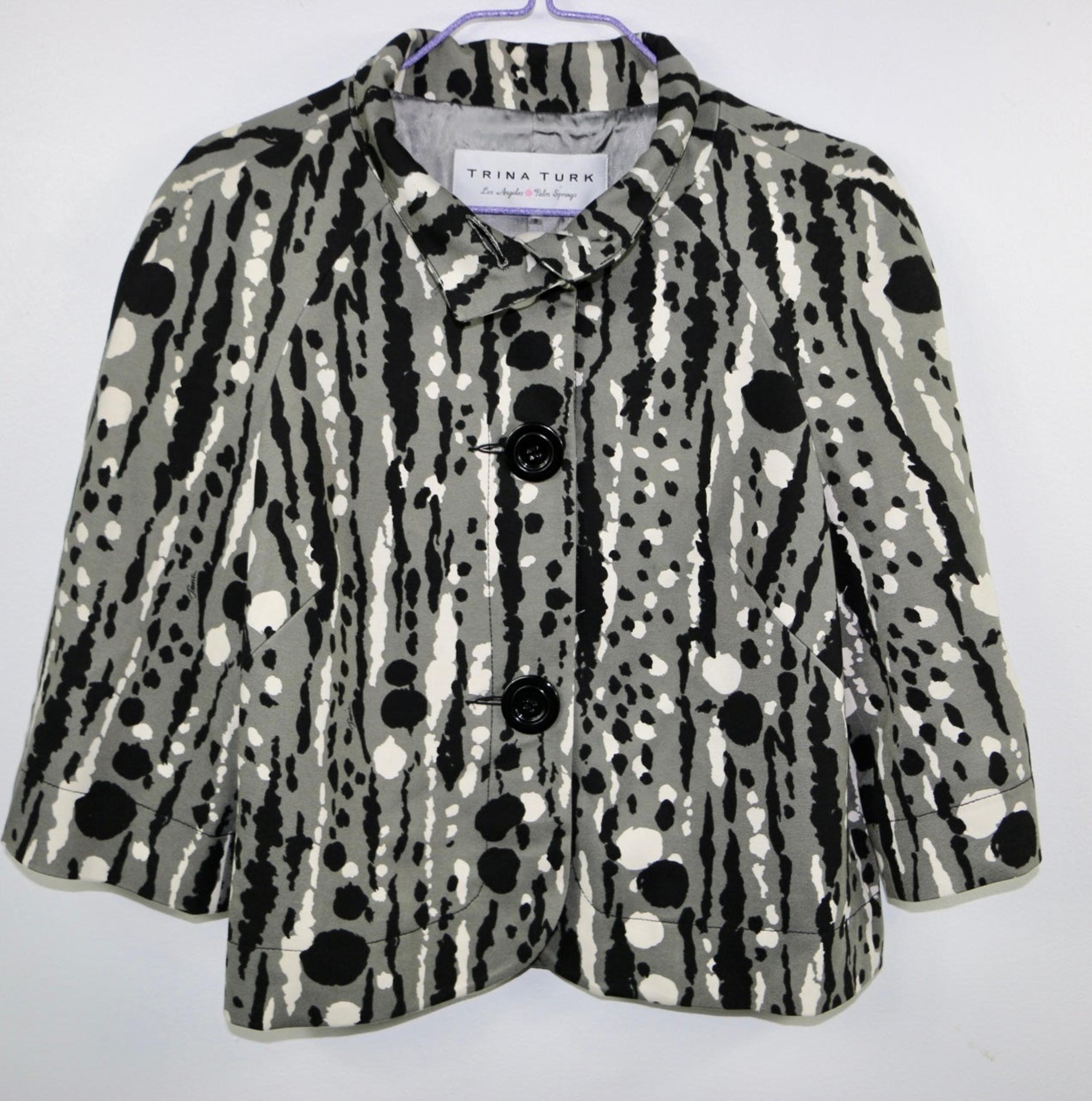 TRINA TURK Designer Jacket  Gray Black Abstract 3/4 Slv Hi Neck Buttons Size 0