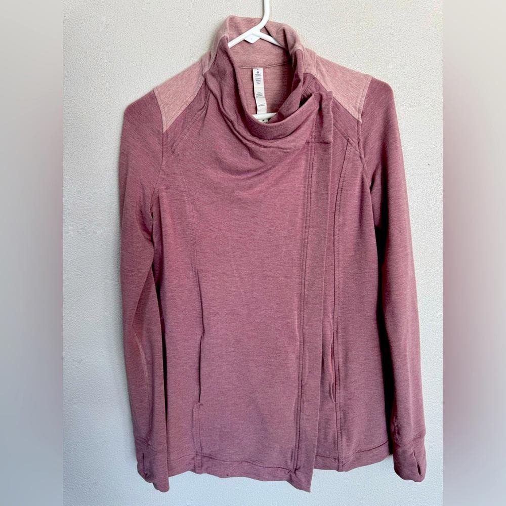 Lululemon jacket size 6