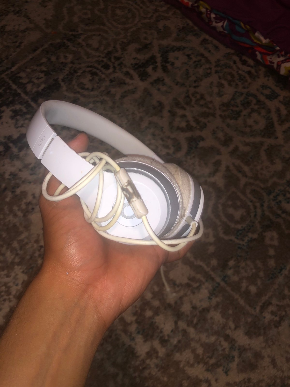 Beat headphones wired