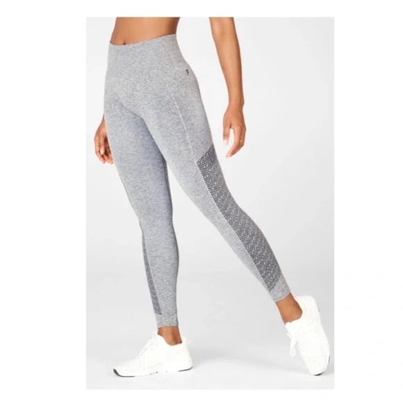 FABLETICS Sync High-Waisted Perforated 7/8 Size Large Grey Heather