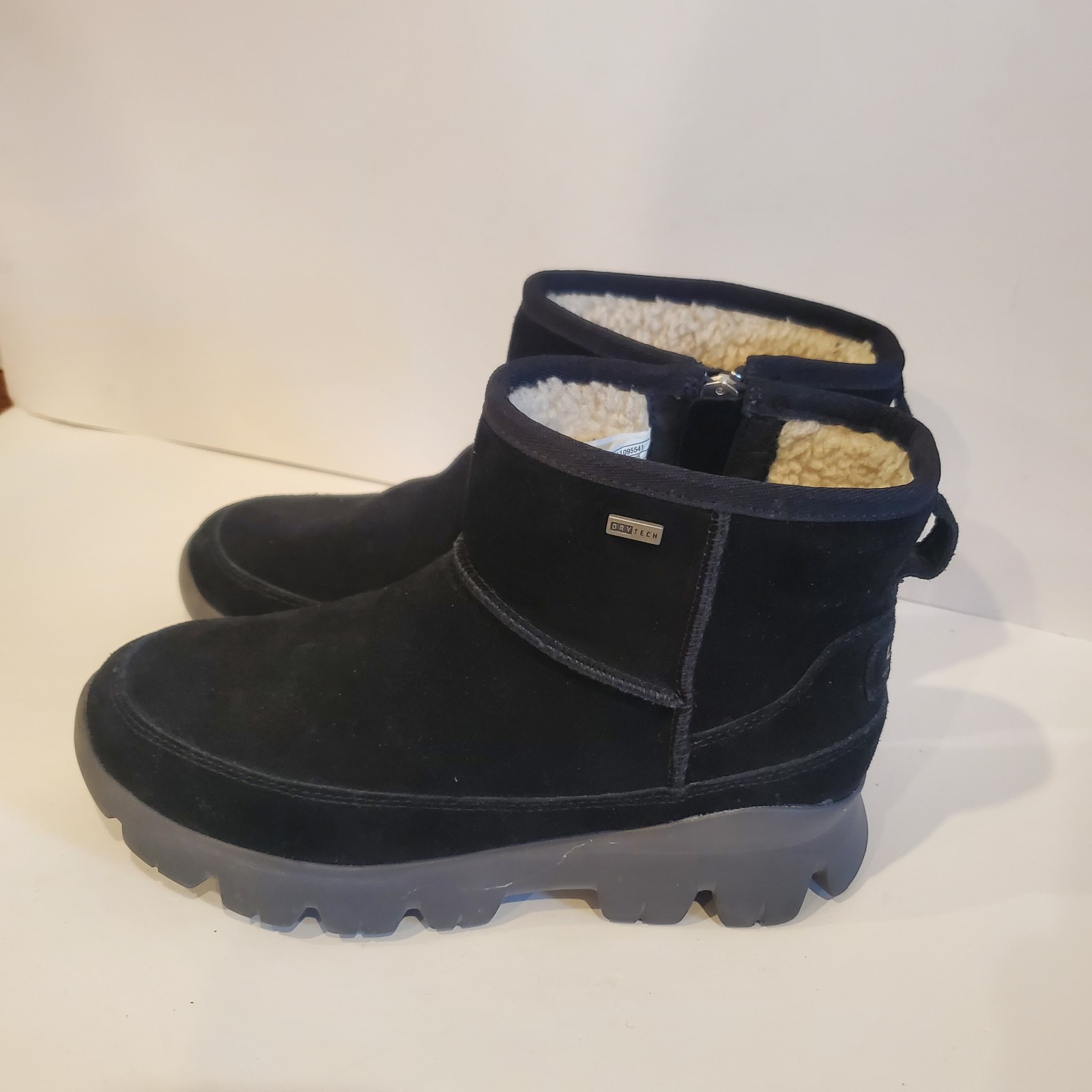 Ugg Palomar Waterproof Black Suede Sneaker Bootie Women's Size 7