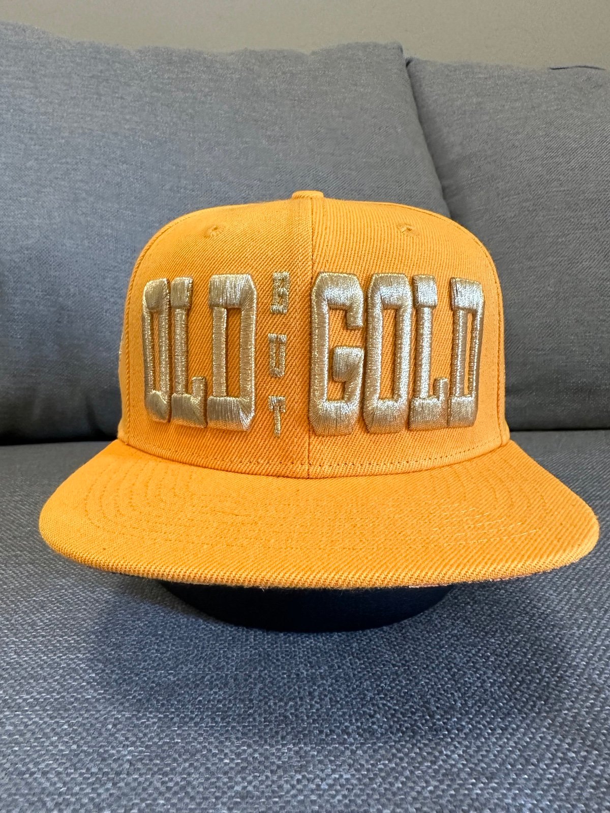 Hst old but gold hat