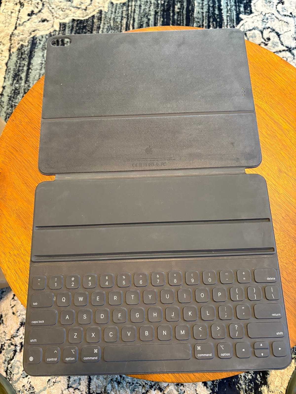 Apple Smart Keyboard