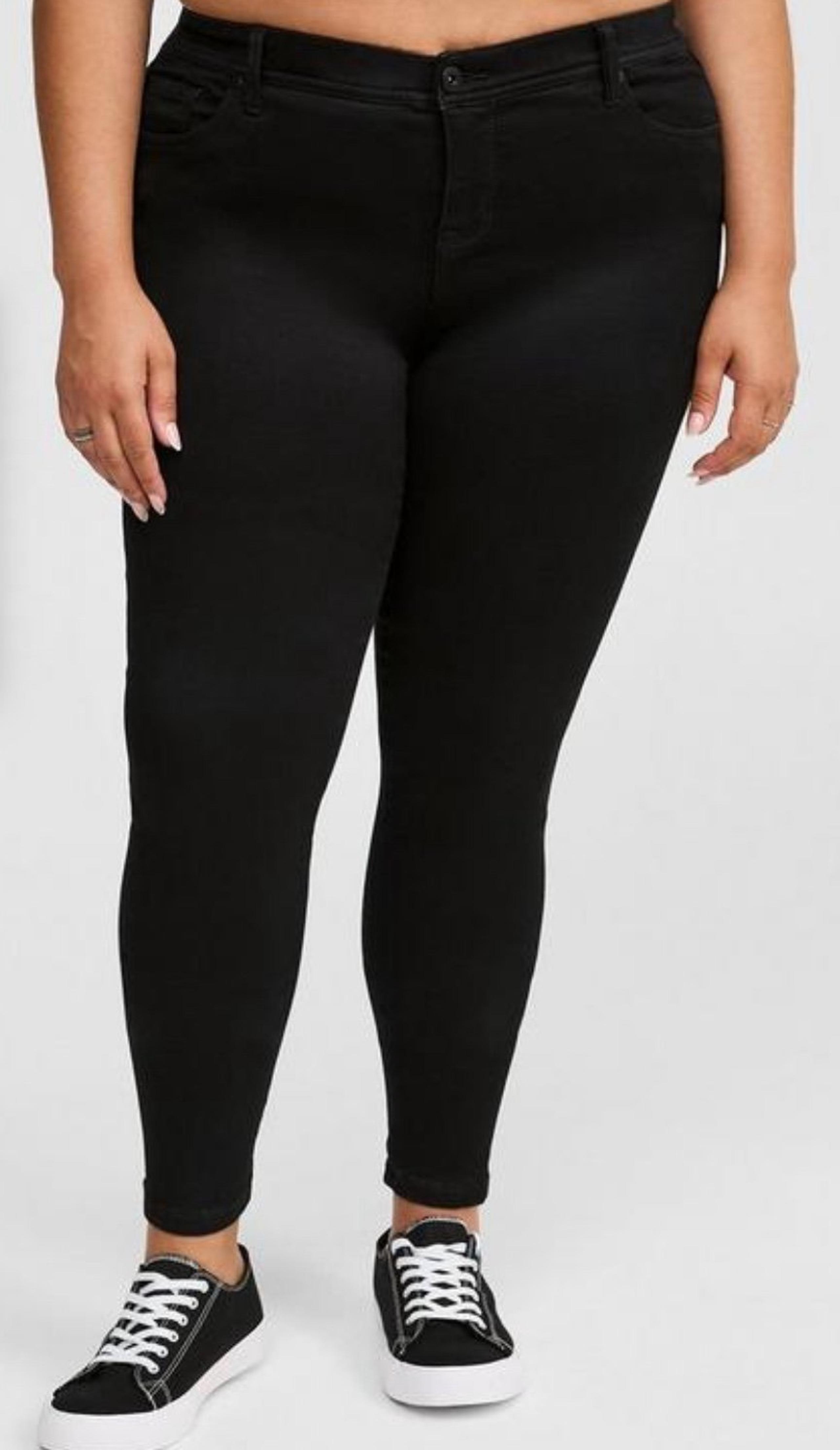 Torrid Women’s Sz 18s Luxe Skinny Jean - Sateen Stretch Black New