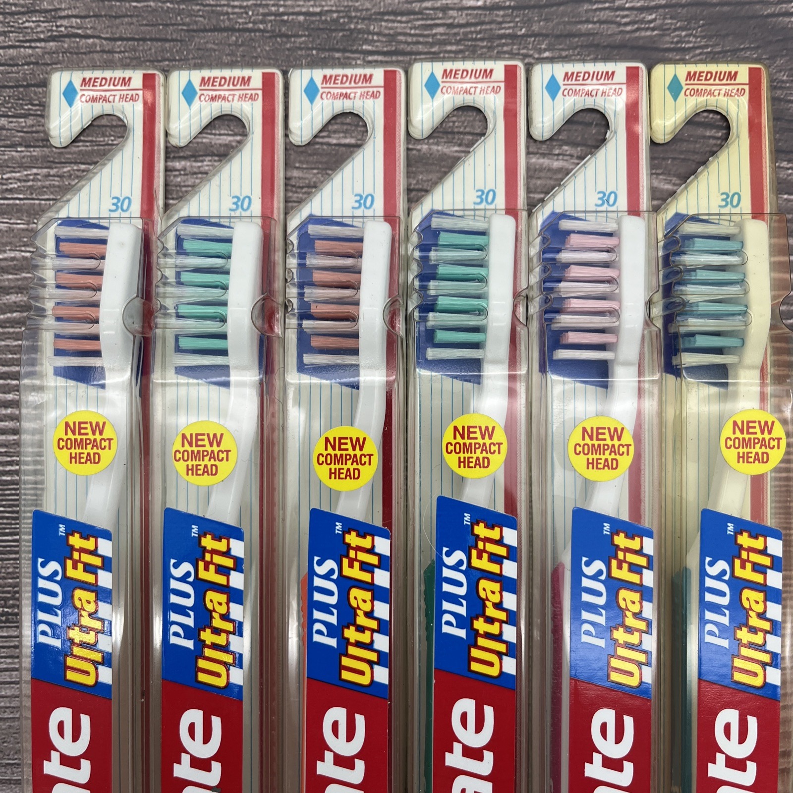 6 Colgate PLUS Ultra Fit Bi-Level Toothbrush Diamond Shaped Compact Head Medium
