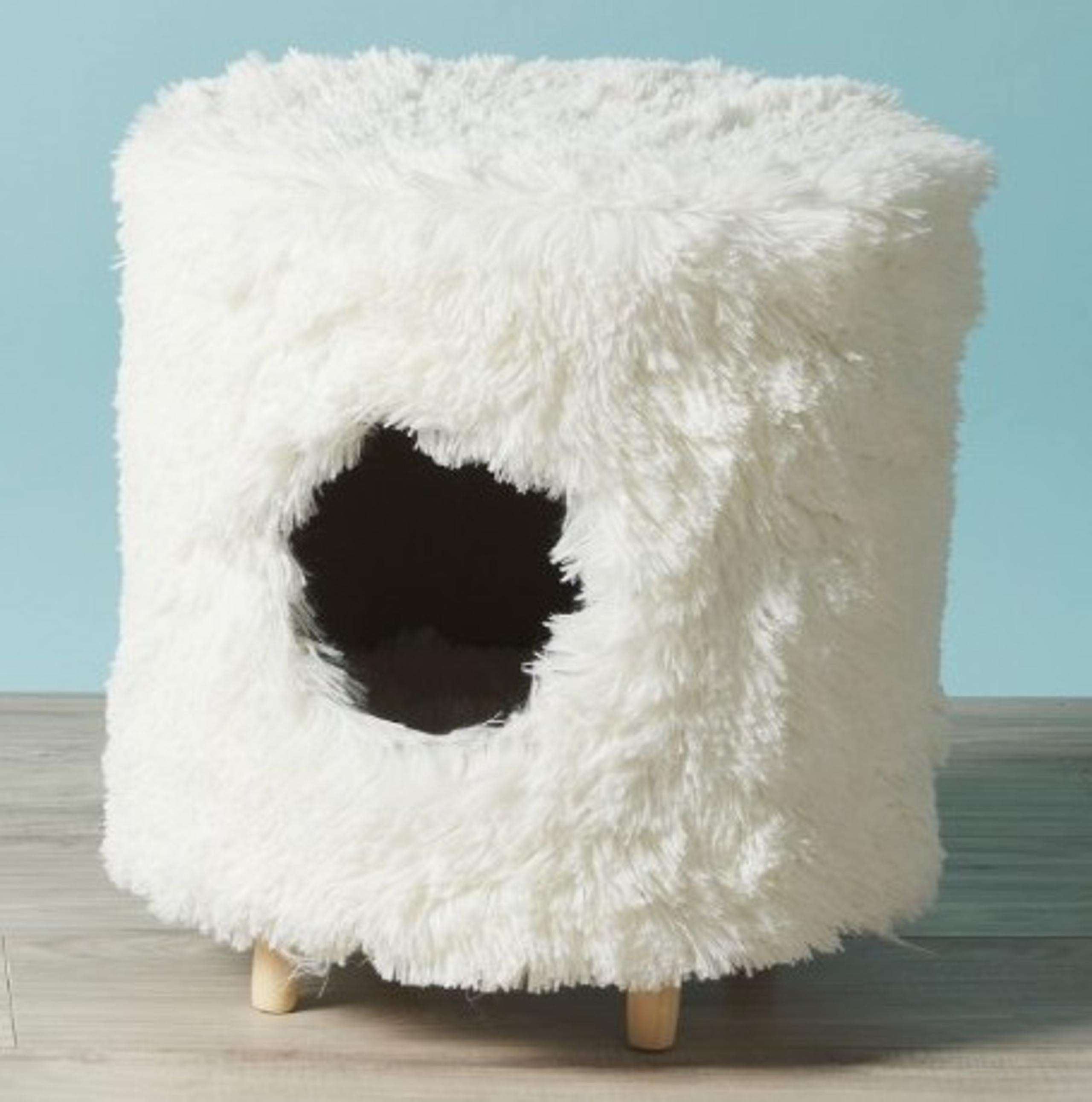 15x18 Faux Fur Cat House