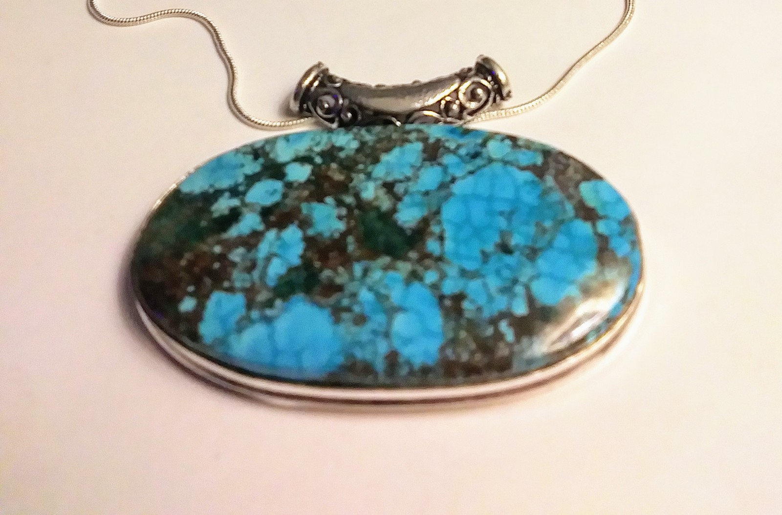 Stunning 925 Sterling Silver Turquoise Necklace