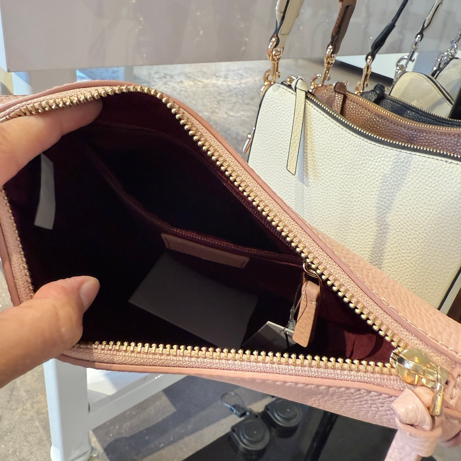 25年★MARC JACOBS 4S5HCR043H01 Crossbody MARC JACOBS 4S5HCR043H01 Crossbody