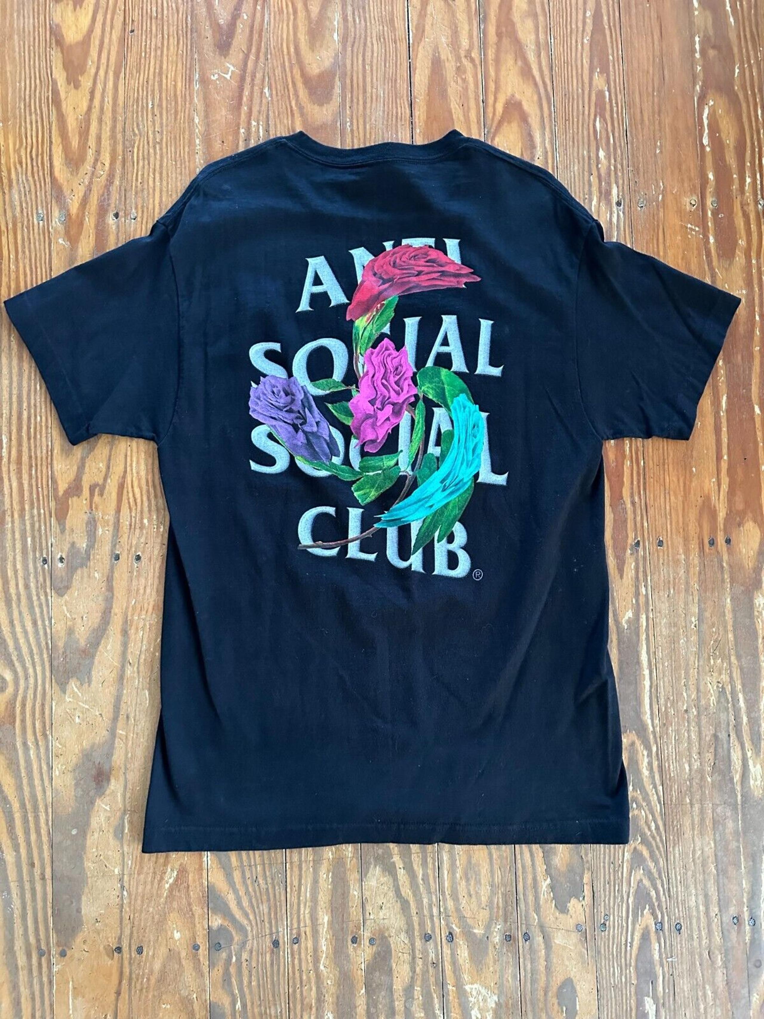 Anti Social Social Club T shirt Large Roses Flowers