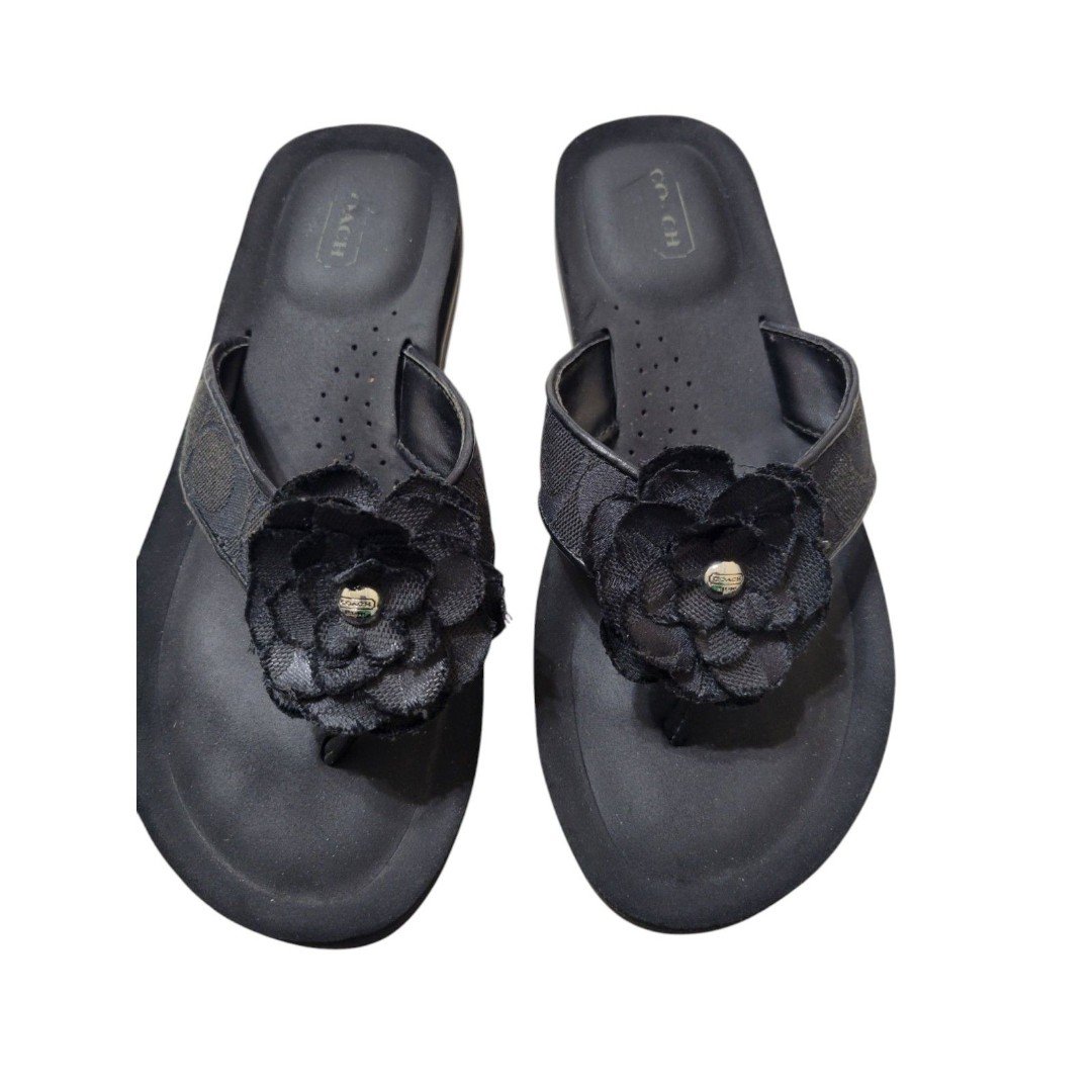 Coach Jillian Women's 6B Black Flower Sandals Flip Flops Thong Logo EUC