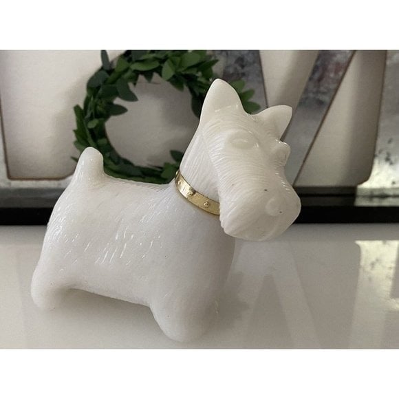Avon Glass White Scottish Terrier Perfume Bottle Vintage Collectible w Perfume