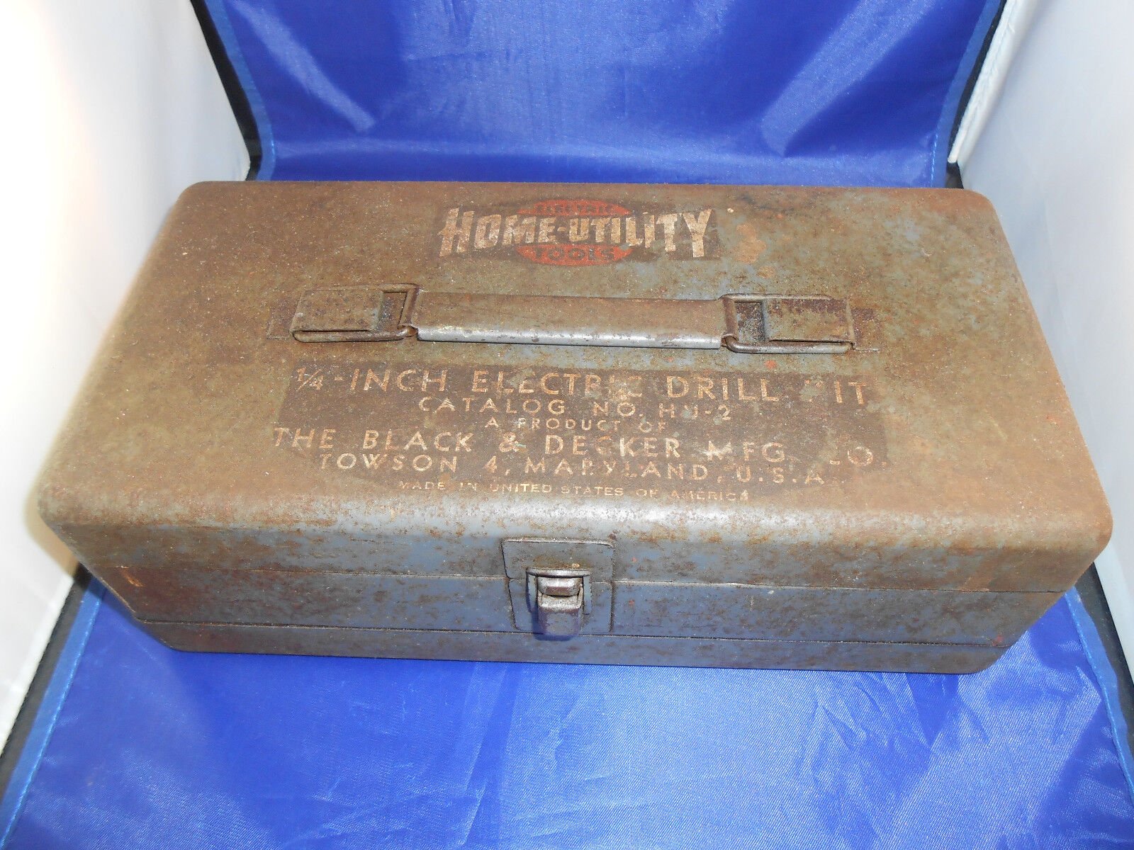 VINTAGE HOME UTILITY ELECTRIC TOOLS 1/4 IN. DRILL KIT BLACK & DECKER MFG CO HU-2