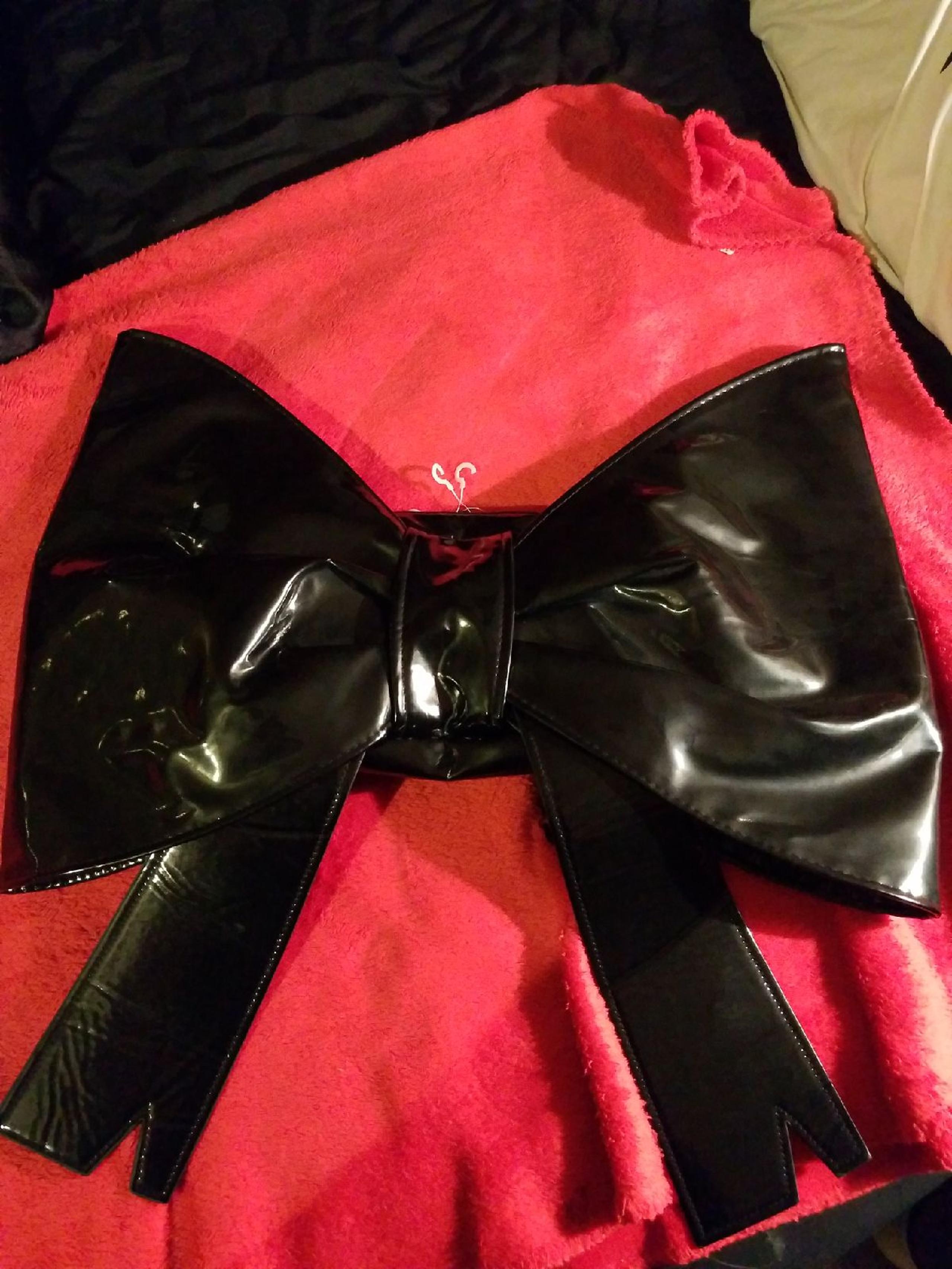Bow backpack
