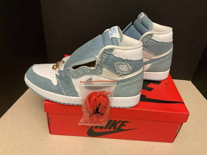 New! Nike Air Jordan 1 Retro High OG Shoes Denim DM9036-104 Women 11.5/Men 10.