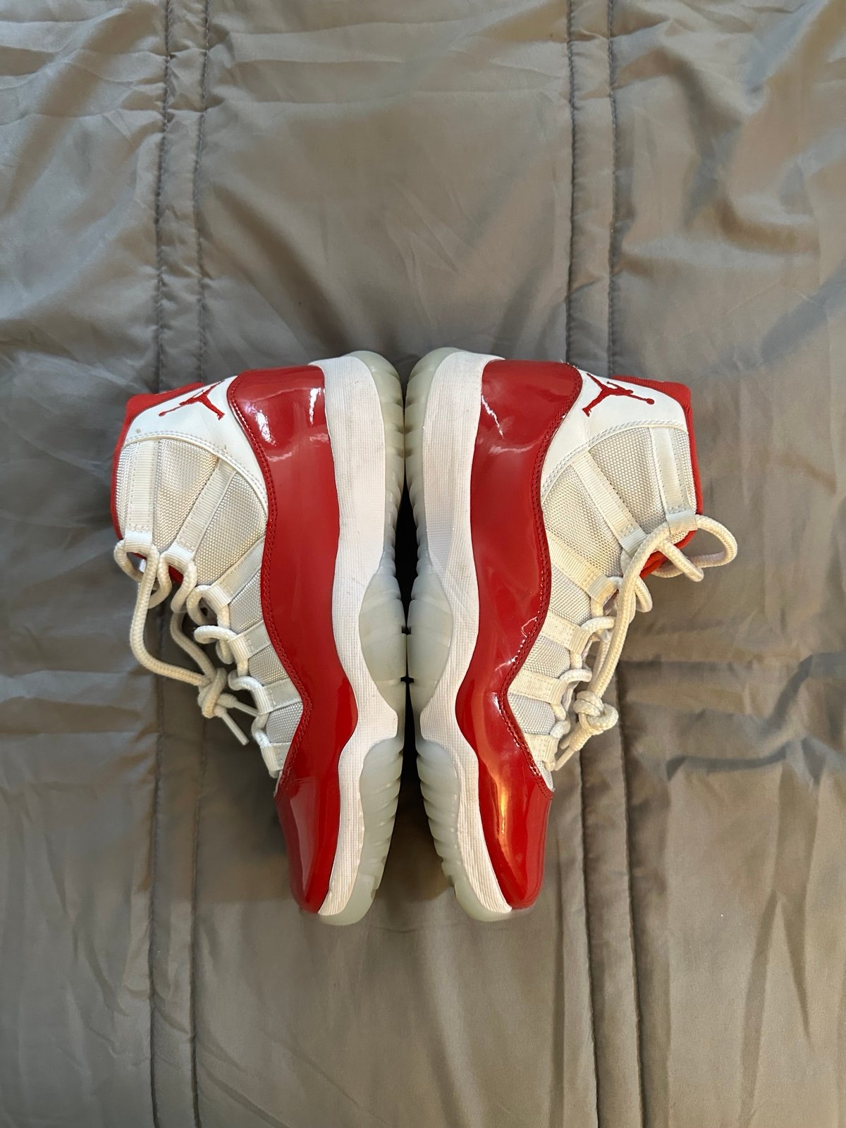 Jordan 11 Cherry