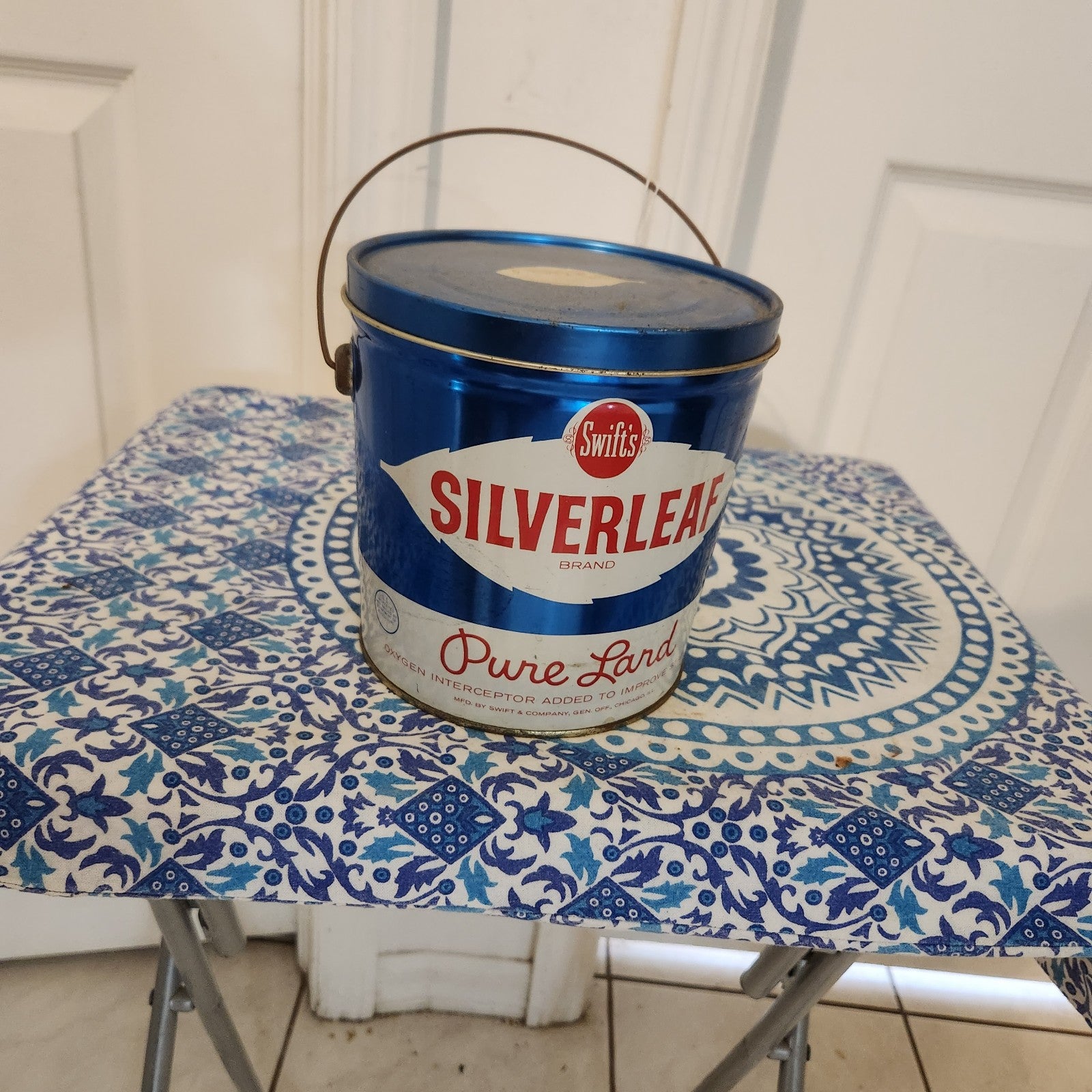 Swift's silverleaf lard can