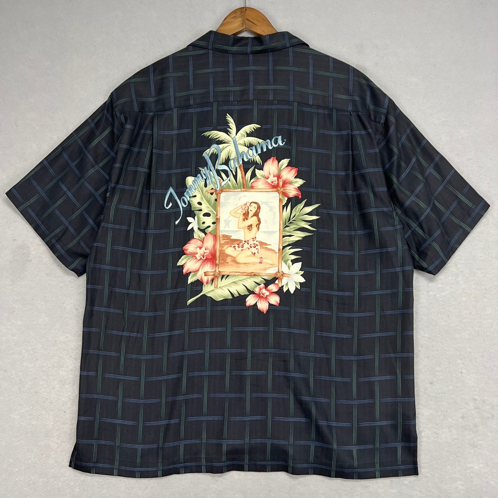 Vintage Tommy Bahama Button Up Silk Hawaiian Shirt Men L Embroidered Aloha Beach