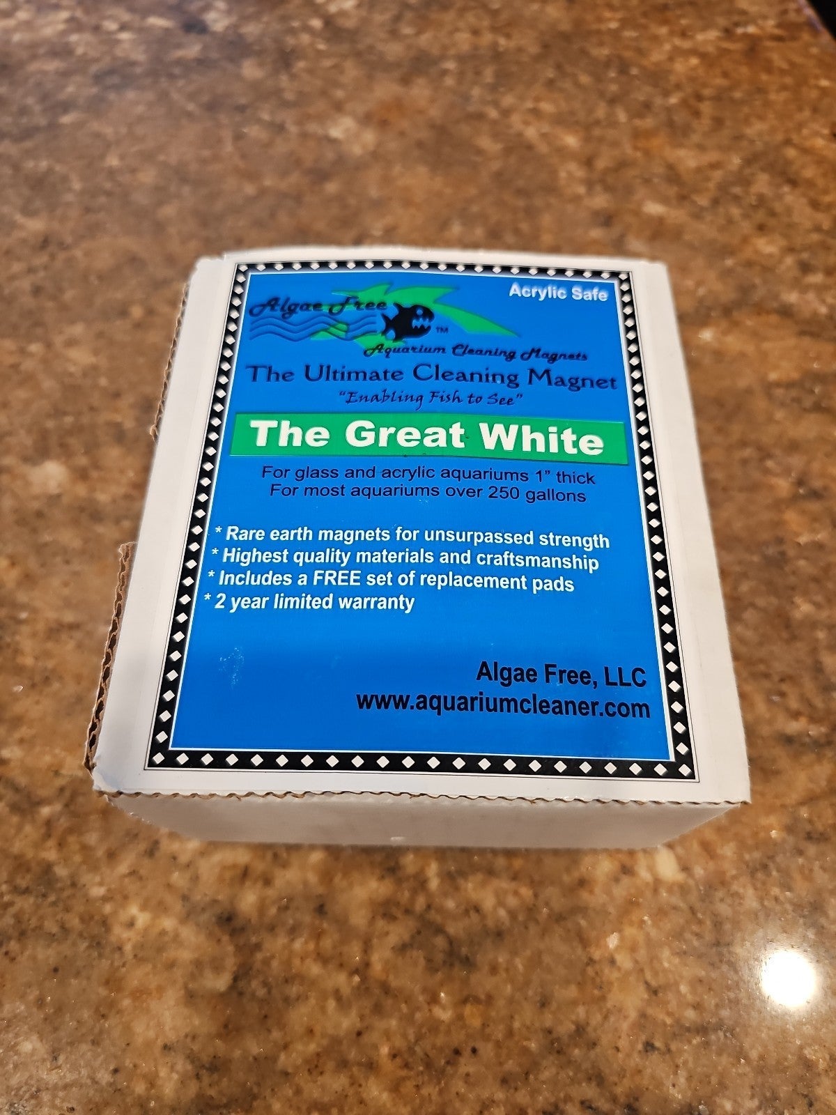 The Great White ultimate cleaning magnet