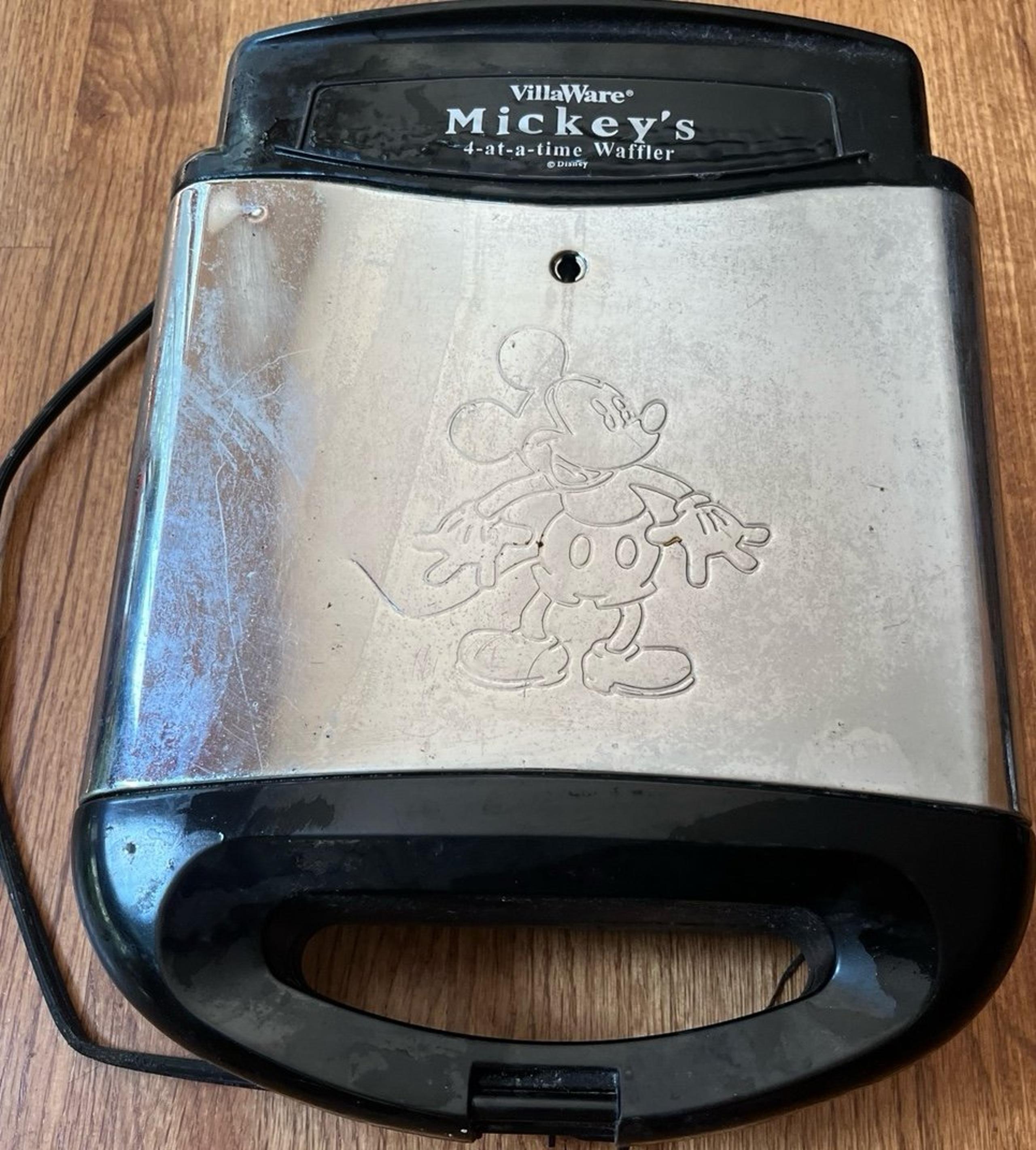 Villaware Mickey’s waffler 4 at a time