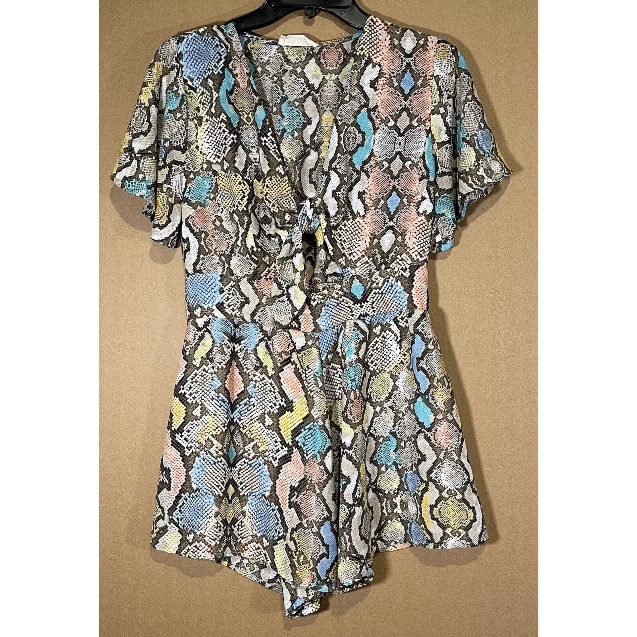 Peach Love California Women’s Size Small Romper Multicolored Z4-2v