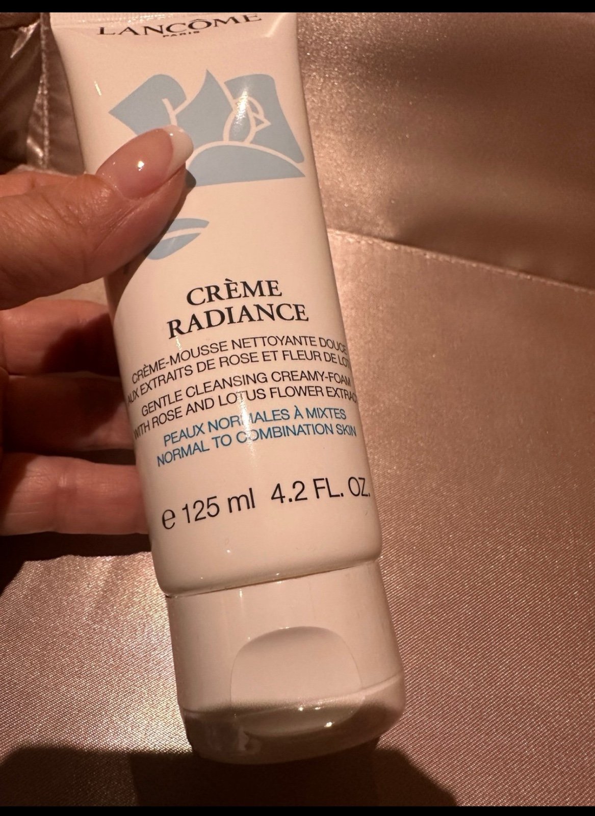 Set of Lancôme face wash and make up remover - detail