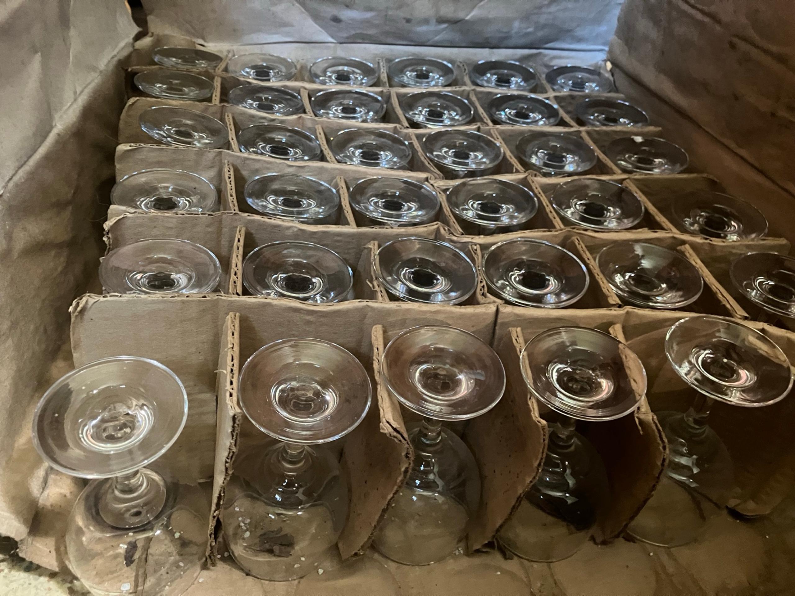 NIB vintage Libbey Embassy 6.5 fl oz wine glasses x35